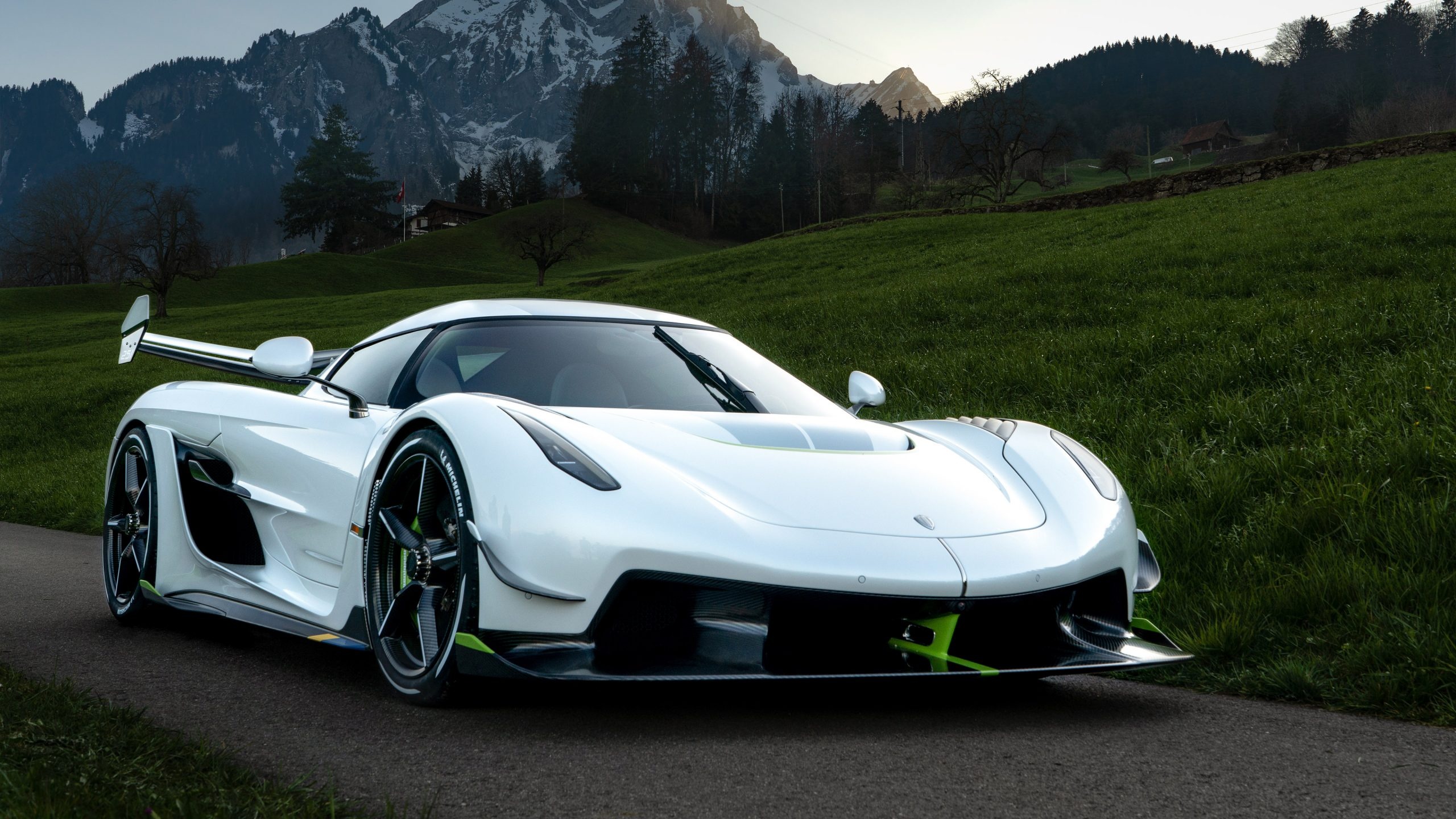 Koenigsegg Jesko, Wallpapers, Backgrounds, Automotive, 2560x1440 HD Desktop