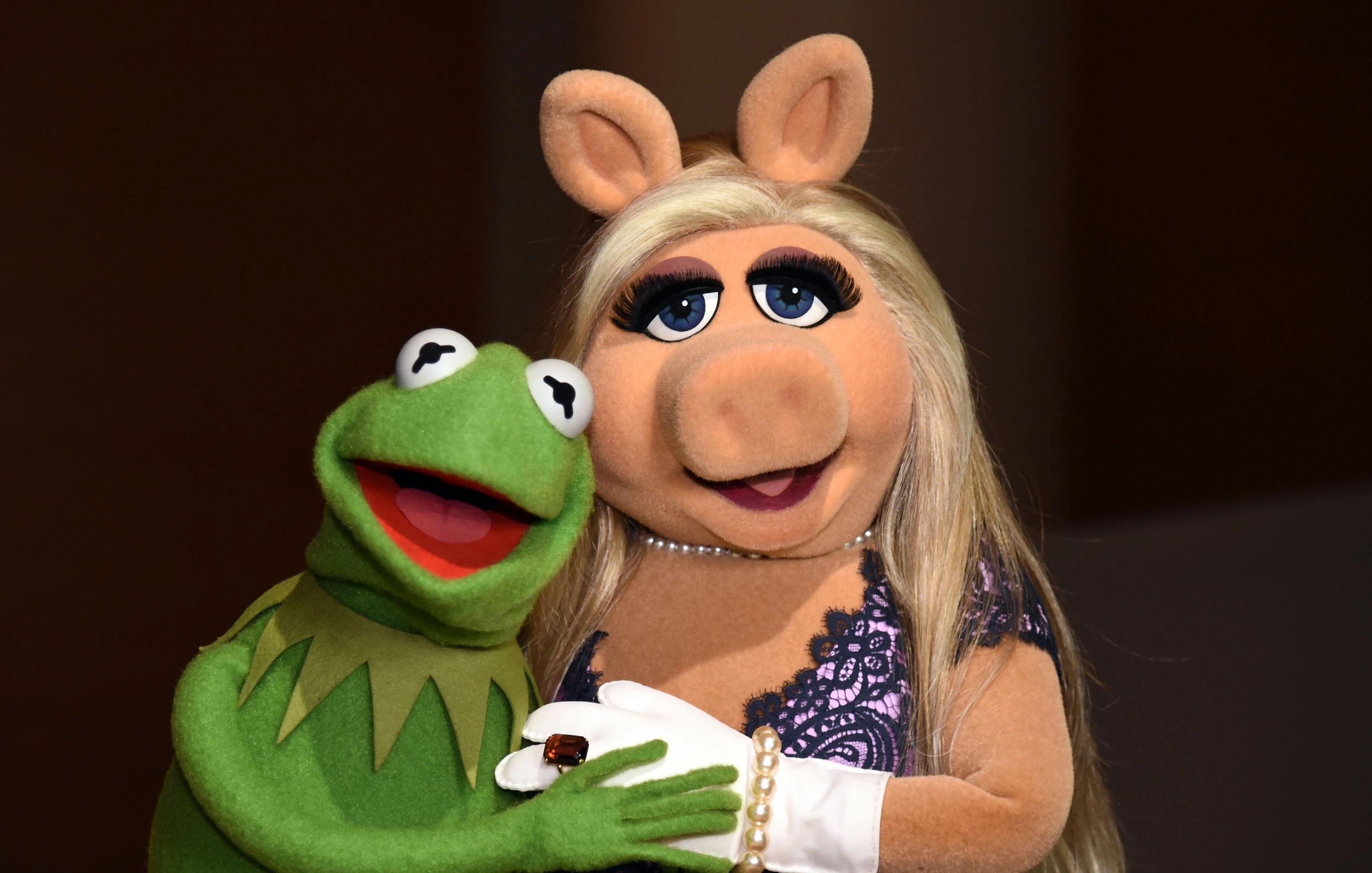 Kermit the Frog, Miss Piggy, Breakup, Stylecaster, 3000x1910 HD Desktop