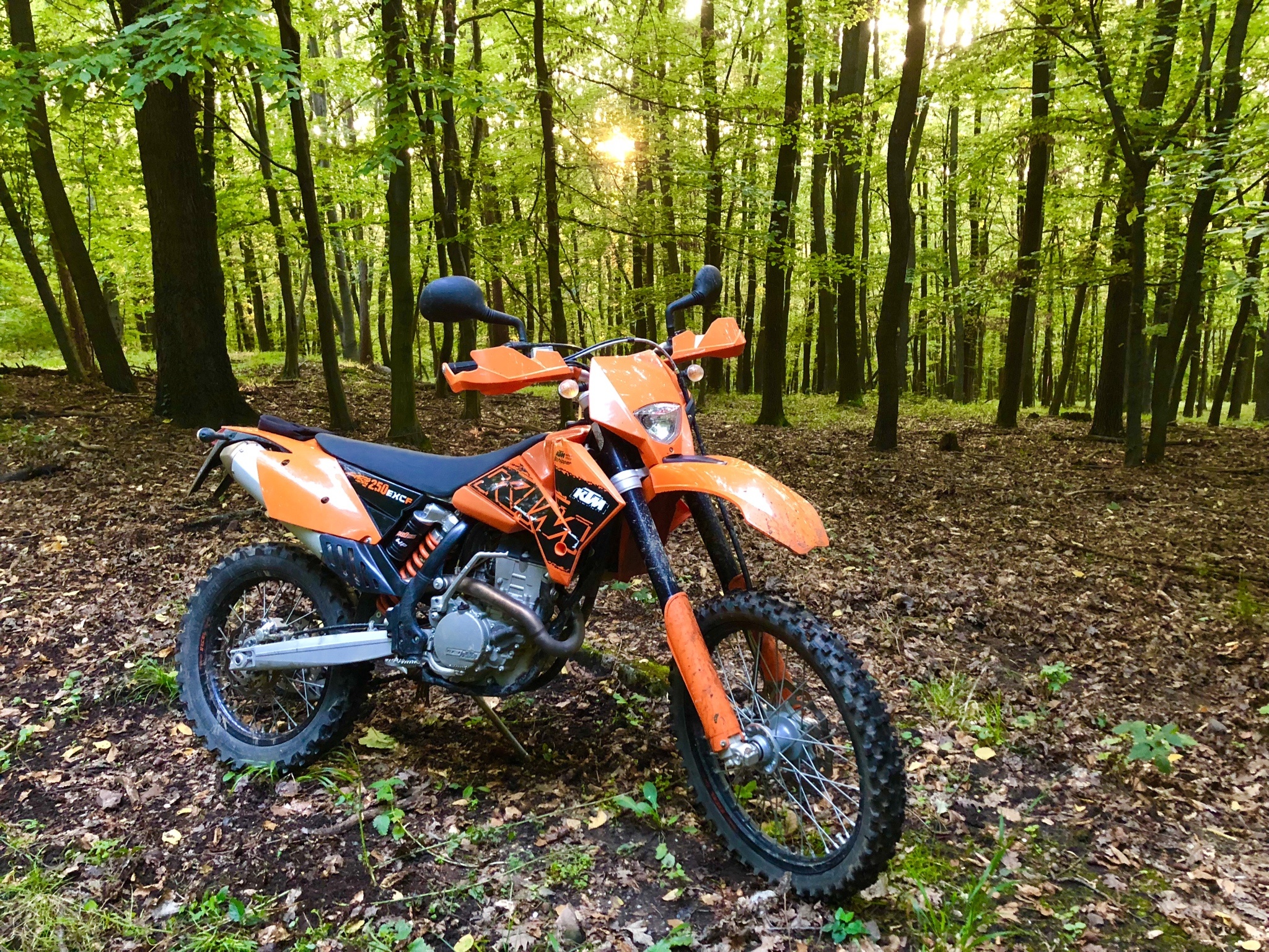 KTM 250 EXC, Sunday chilling, Off-road joyride, Adventurous ride, 2050x1540 HD Desktop