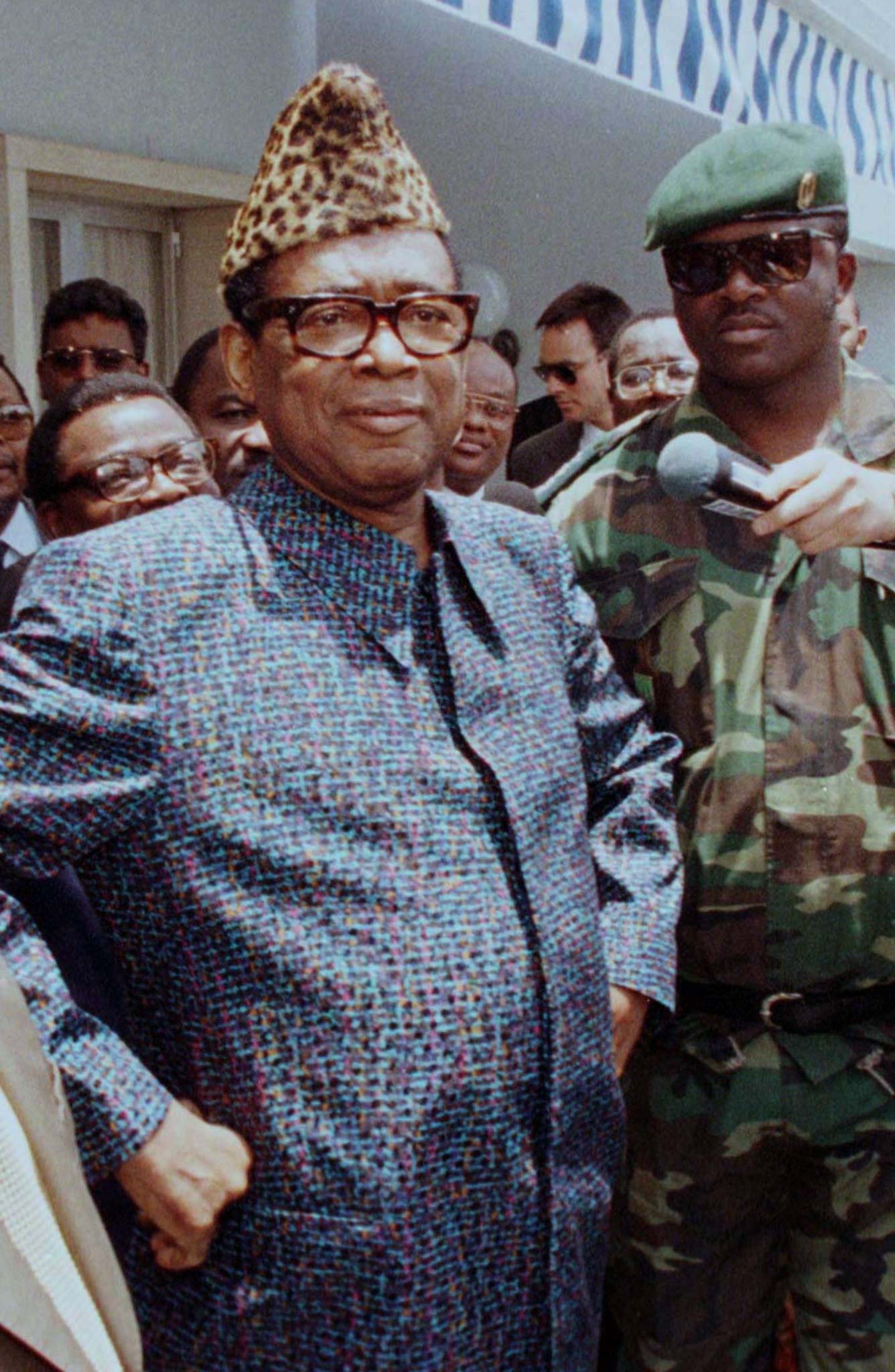 Mobutu Sese Seko, Gold corruption, Congo's tragedy, Power and greed, 1340x2050 HD Phone