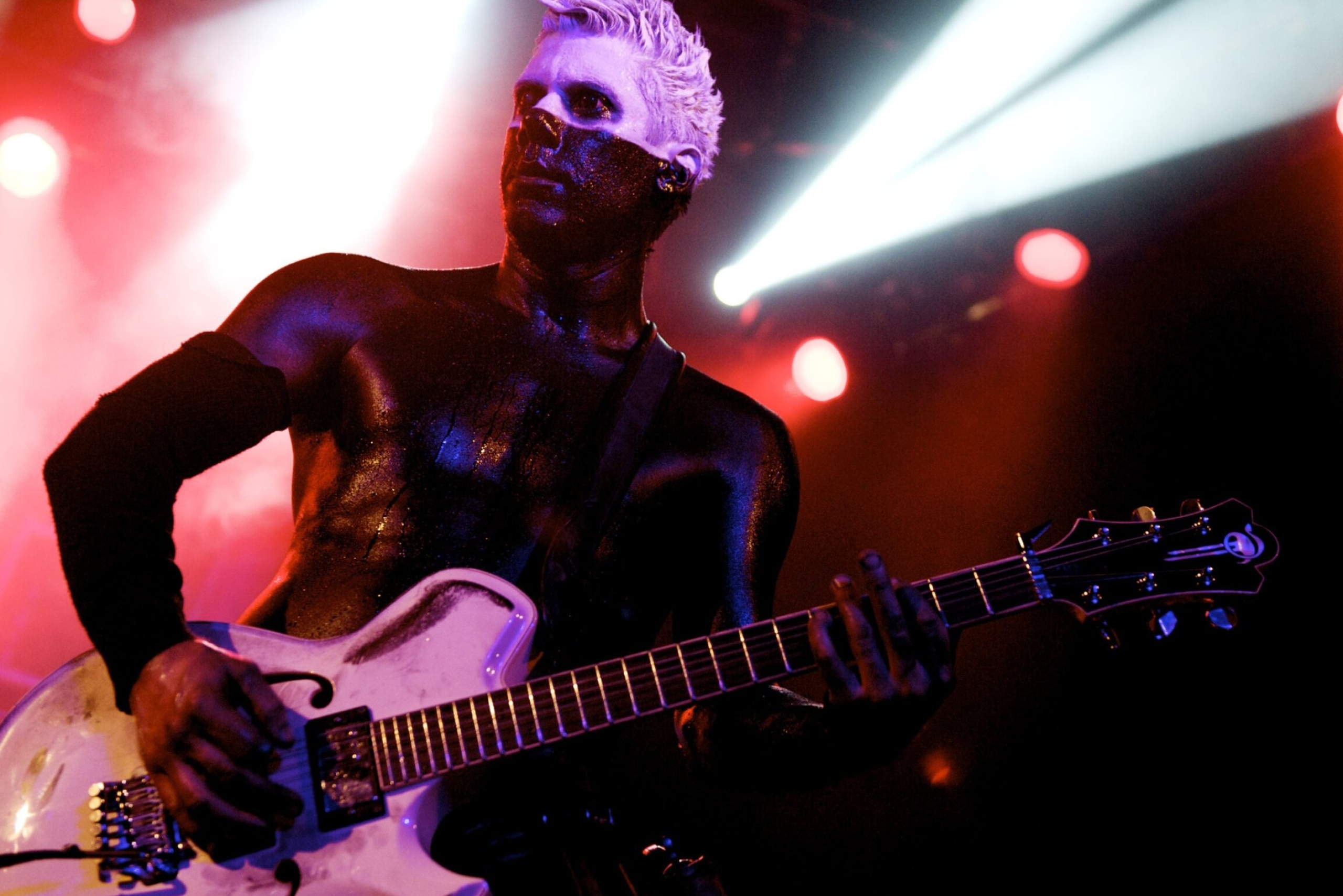 Wes Borland, Christmas album, New release, Alt 1051, 2560x1710 HD Desktop