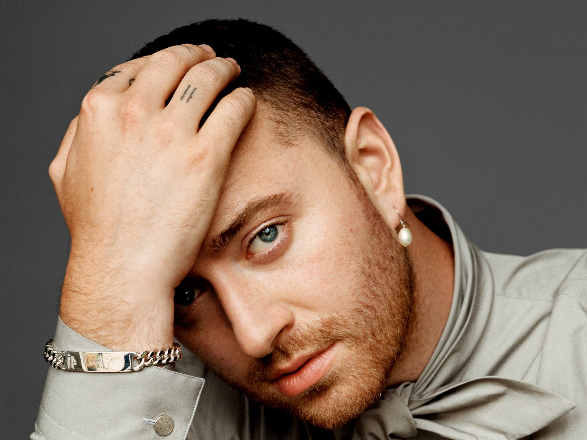 Sam Smith, Artistic expression, Mesmerizing eyes, Fascinating biography, 2050x1540 HD Desktop