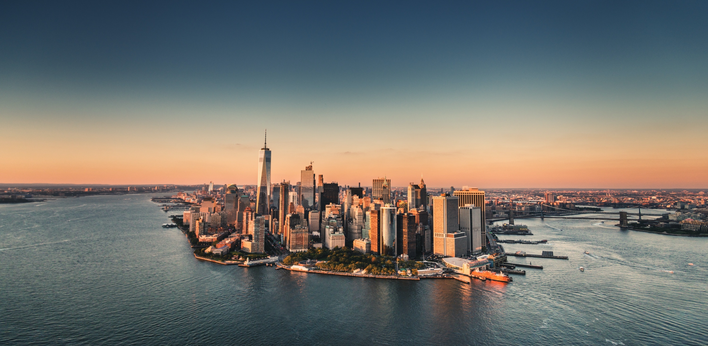 Manhattan skyline, Museum of Jewish Heritage, Lower Manhattan, 3000x1470 Dual Screen Desktop