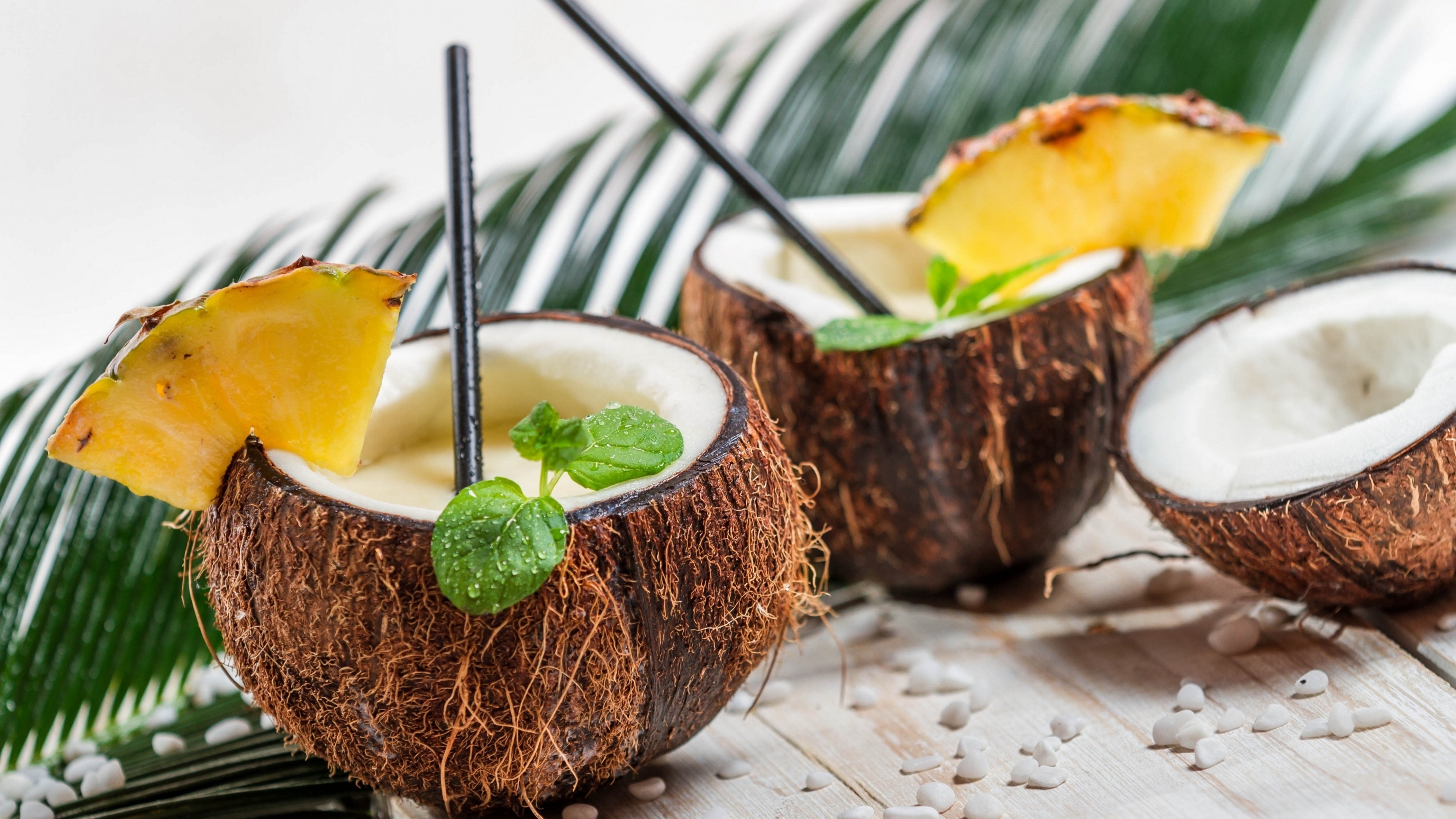 Pina colada, Coconuts Wallpaper, 3840x2160 4K Desktop