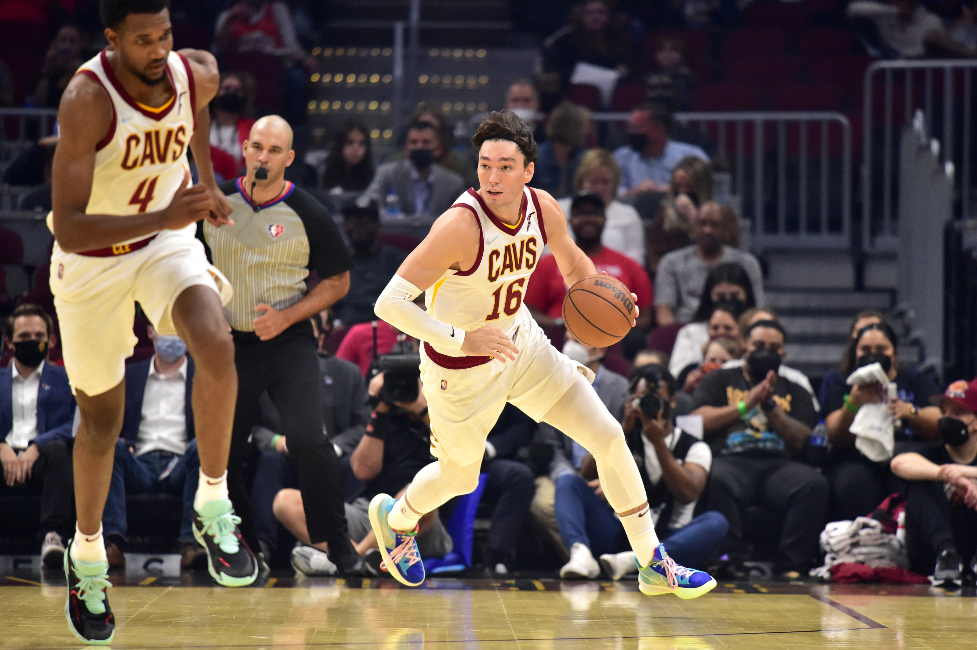 Cedi Osman, Sports, Cavs Cedi Osman, Preseason, 3200x2130 HD Desktop