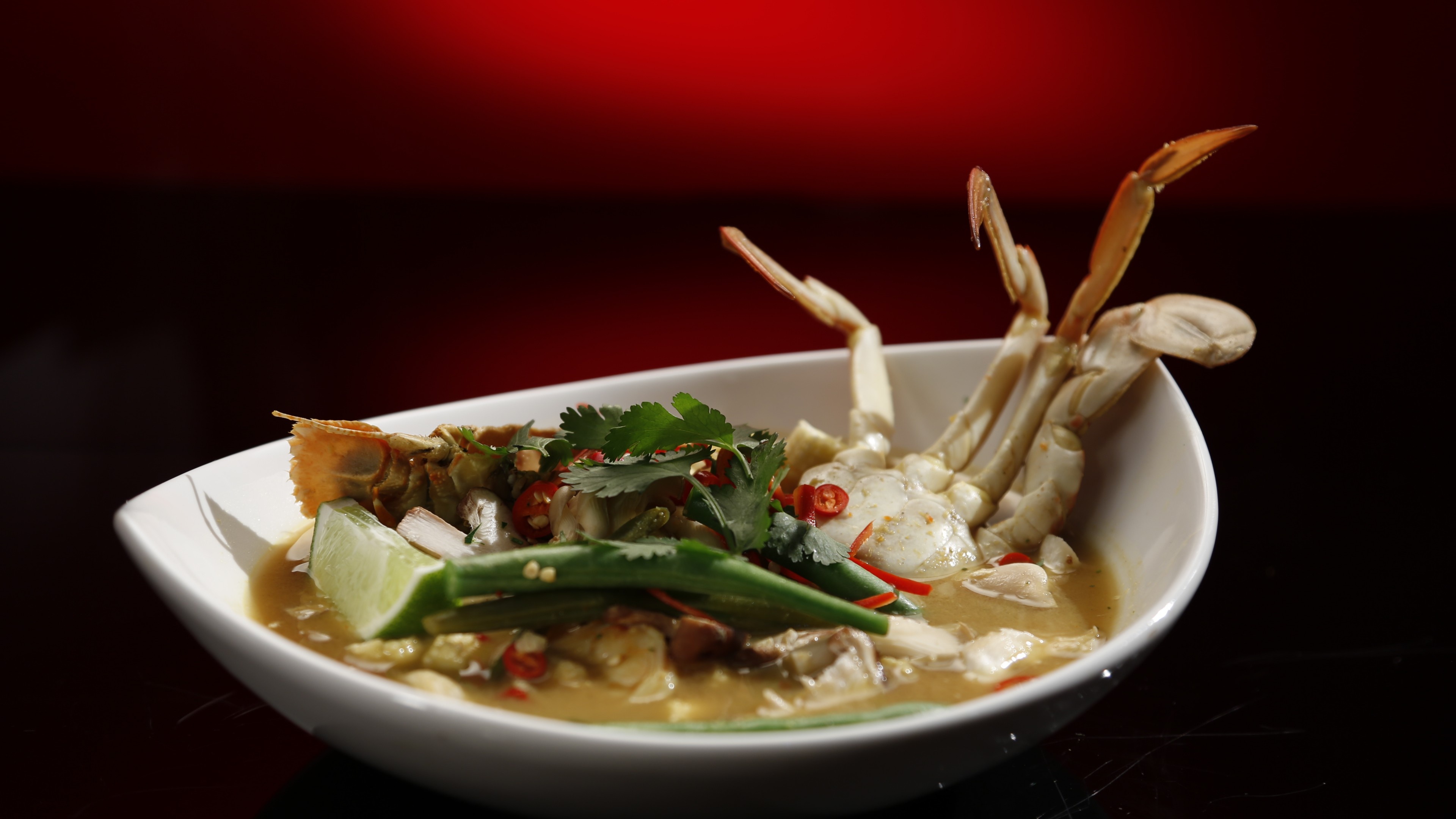 Seafood soup crab, Seafood delicacies, Lobster, Hot peppers, 3840x2160 4K Desktop