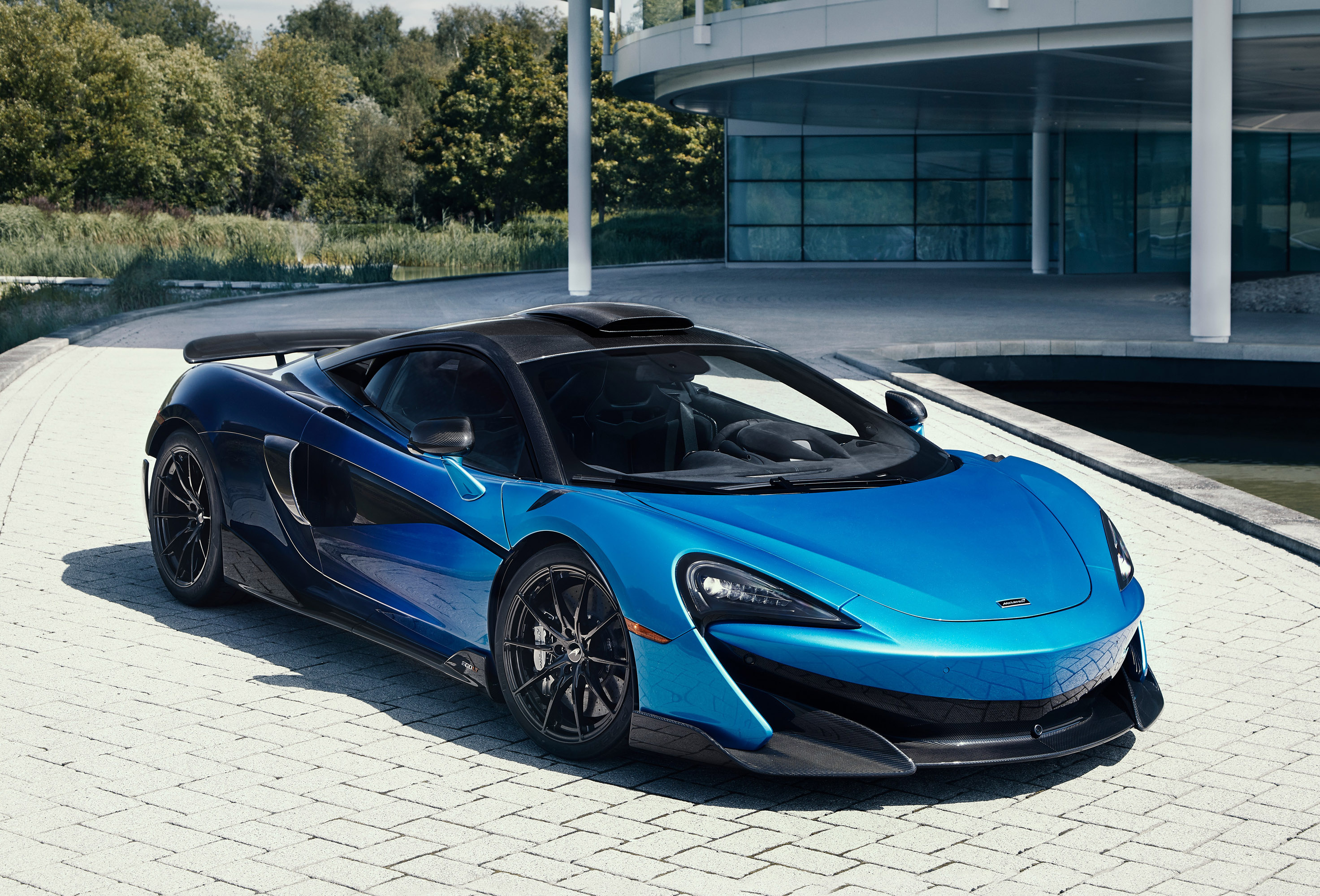 McLaren 600LT, Supercar excellence, Cutting-edge technology, Racing heritage, 2950x2000 HD Desktop