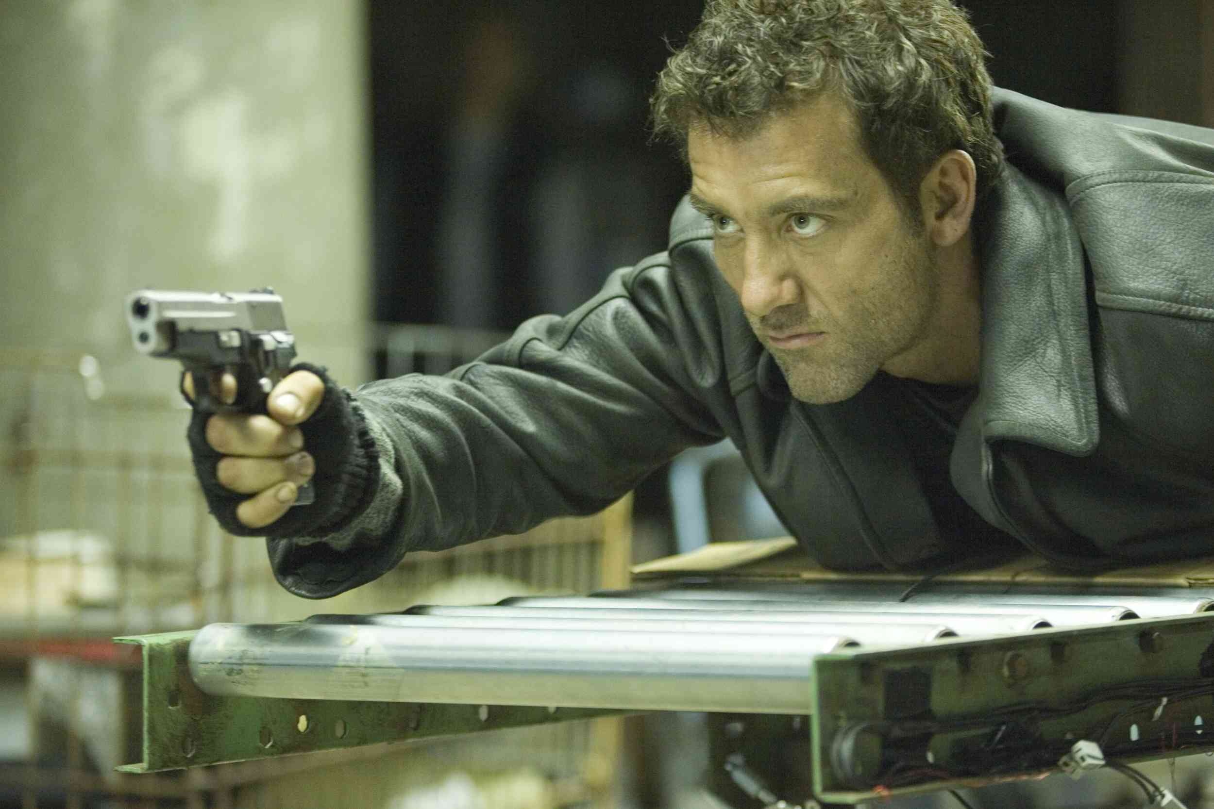 Clive Owen, Shoot 'Em Up, Action movie, Wing Commander, 2500x1670 HD Desktop