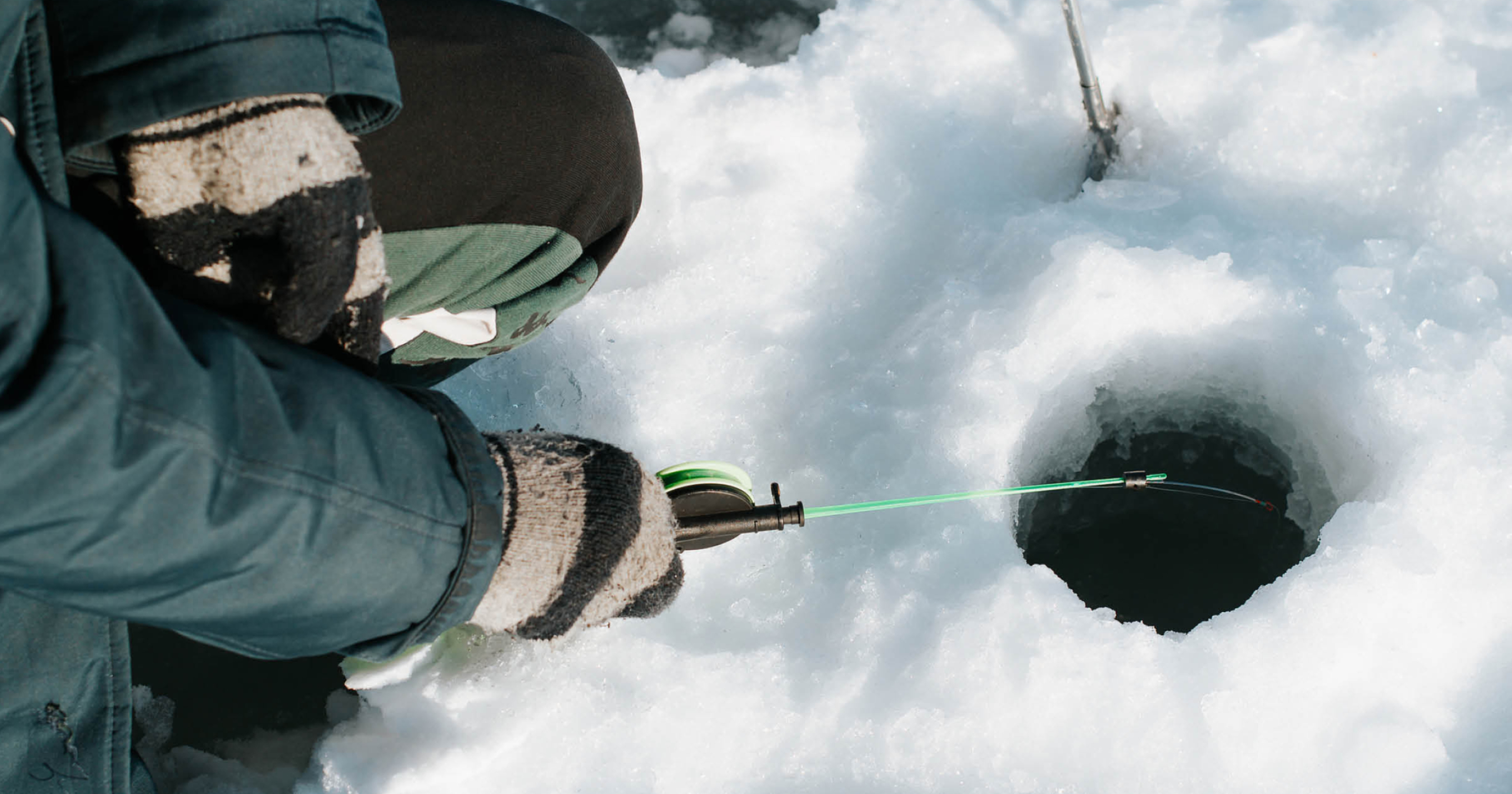 Ice Fishing, Ice fishing, Selkirk College, Sports, 3340x1750 HD Desktop