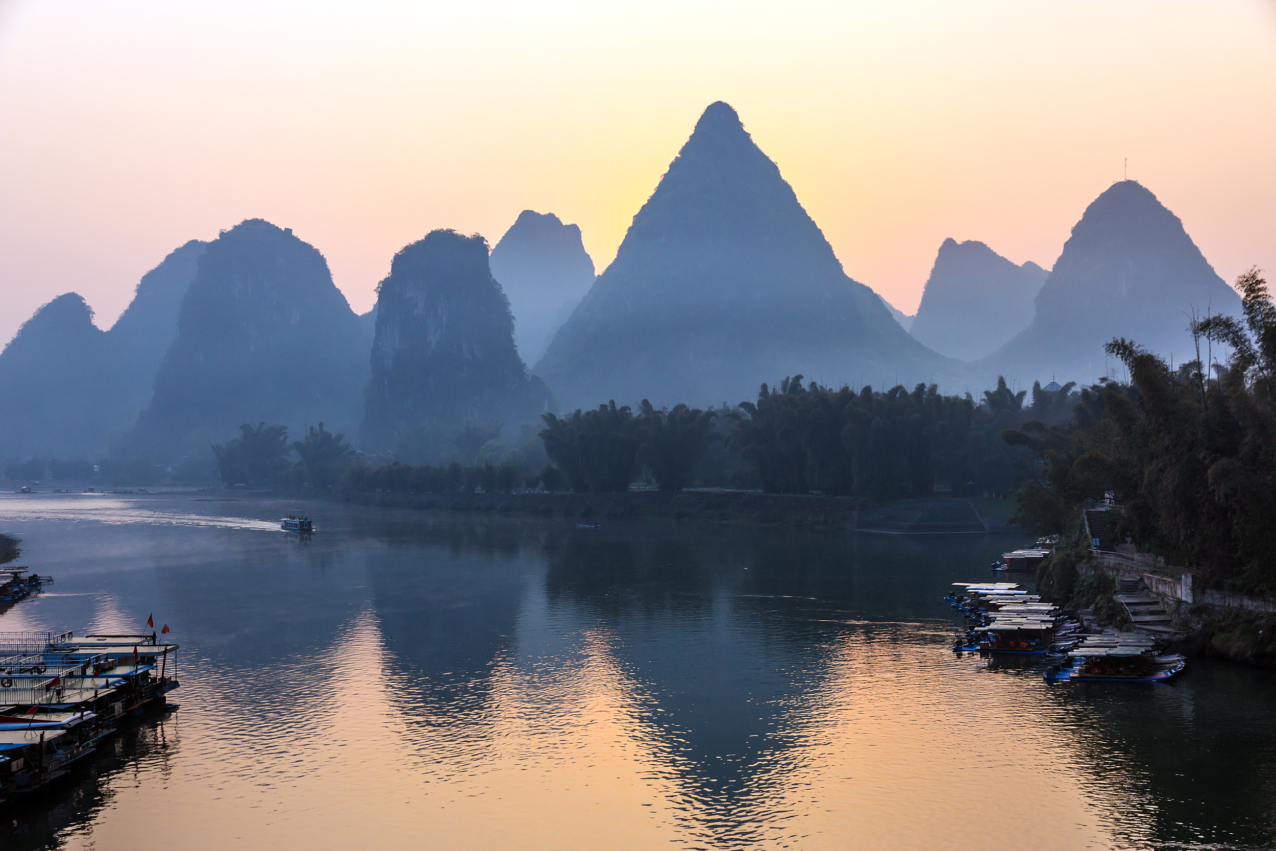 Guilin Li River National Park, Attractions reviews, Transportation, Tourist information, 2500x1670 HD Desktop