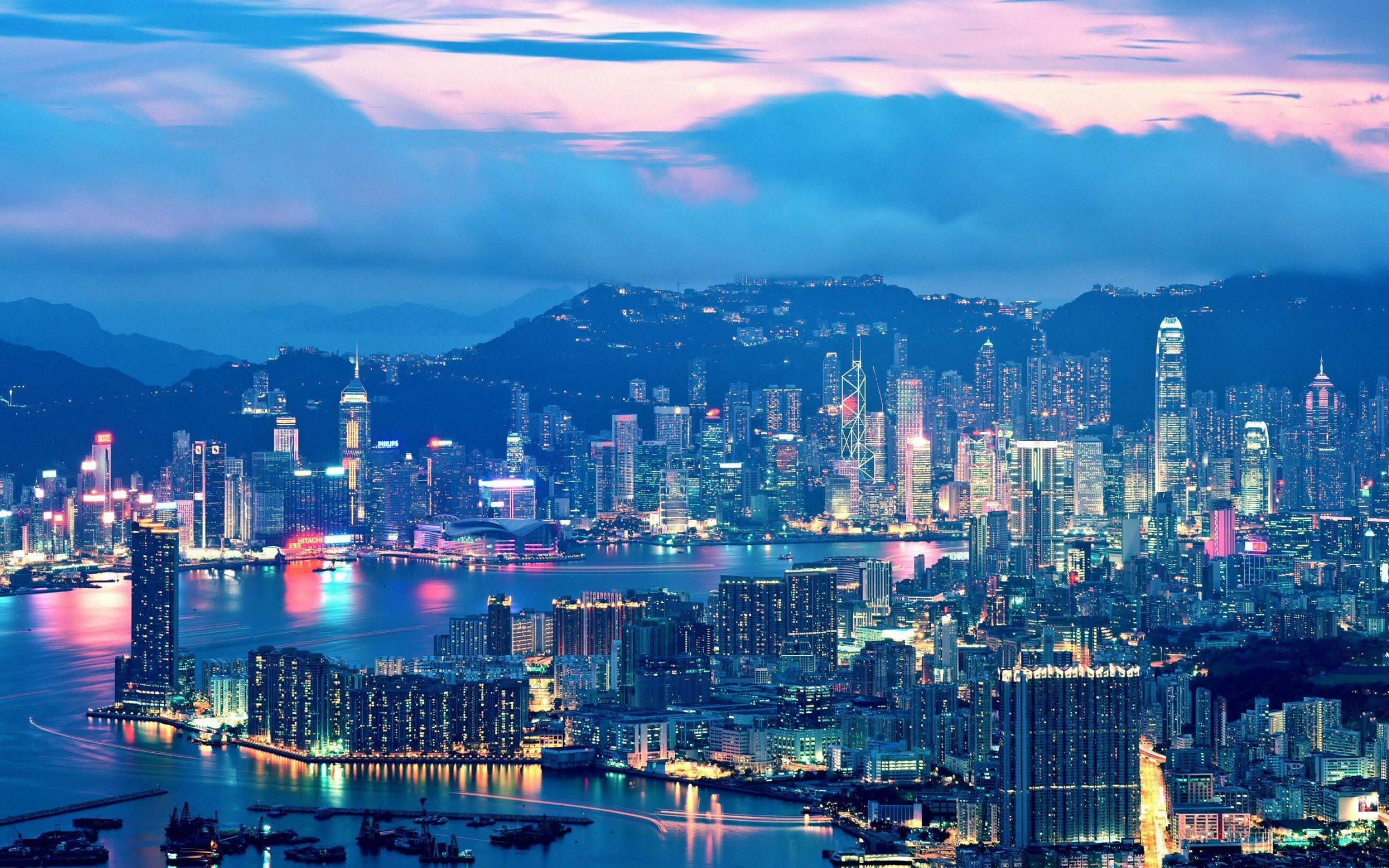 Iconic skyline view, Victoria Harbour, Urban jungle, Modern metropolis, 2880x1800 HD Desktop