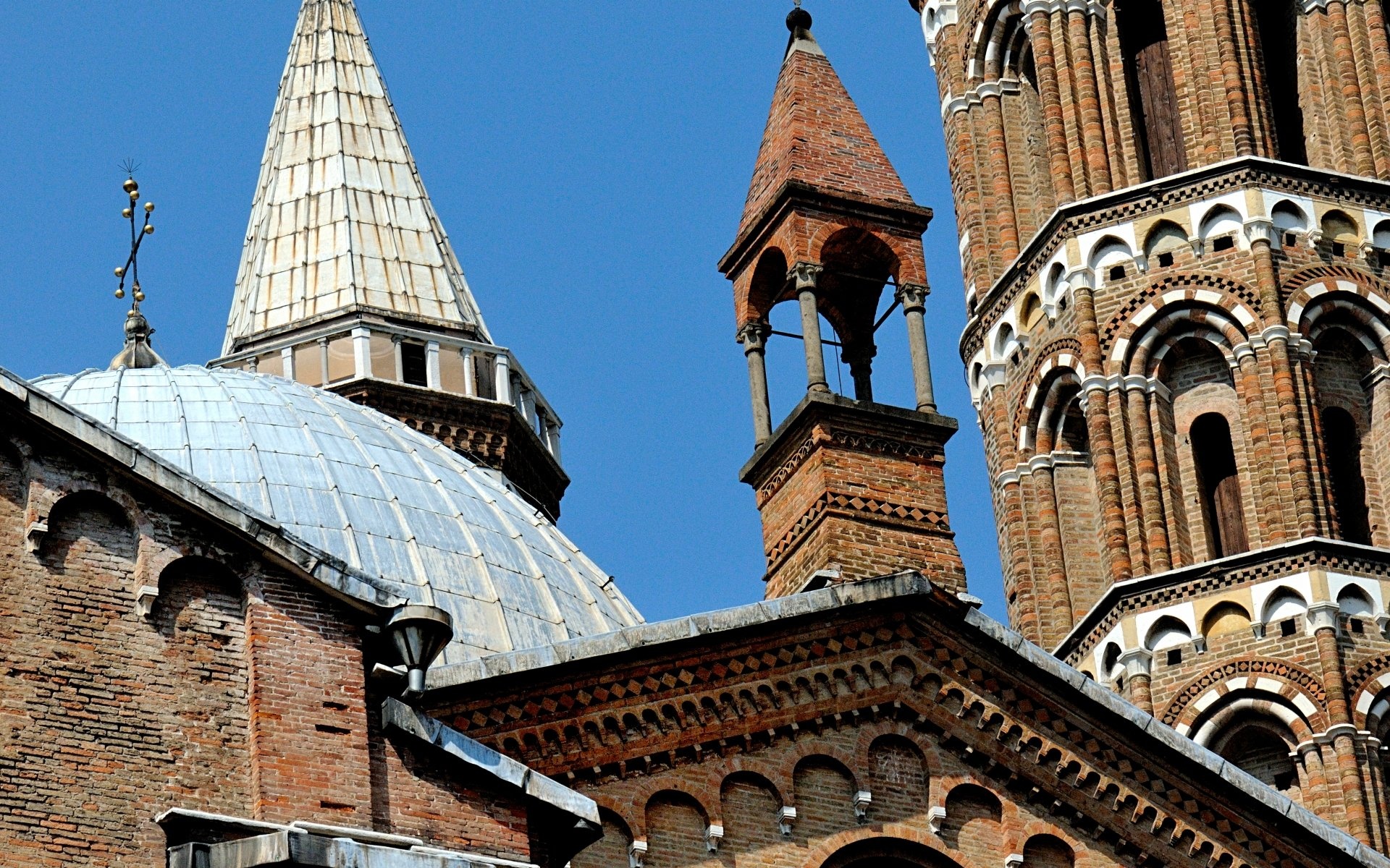 Padua, Italy, Basilica of Saint Anthony, Desktop wallpapers, 1920x1200 HD Desktop