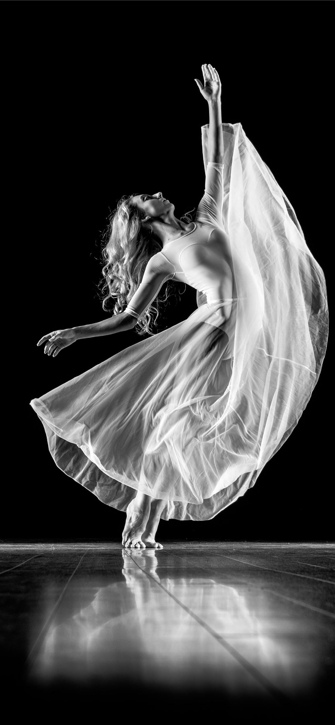 Contemporary Dance, Grayscale photography, Woman doing ballet, iPhone wallpapers, 1130x2440 HD Phone