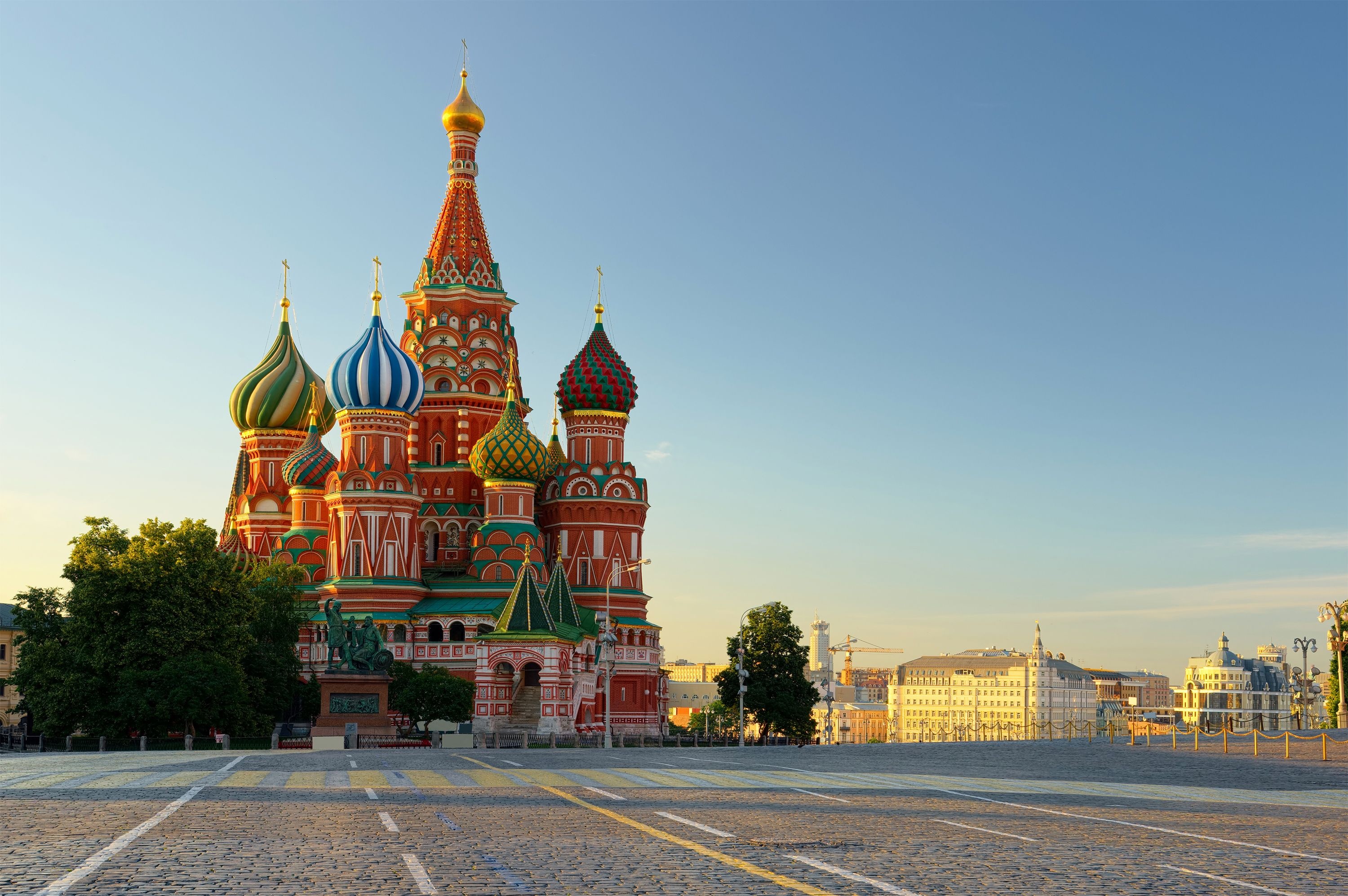 Moscow Travels, Basil Cathedral wonders, Impressive wallpapers, Architectural beauty, 3000x2000 HD Desktop