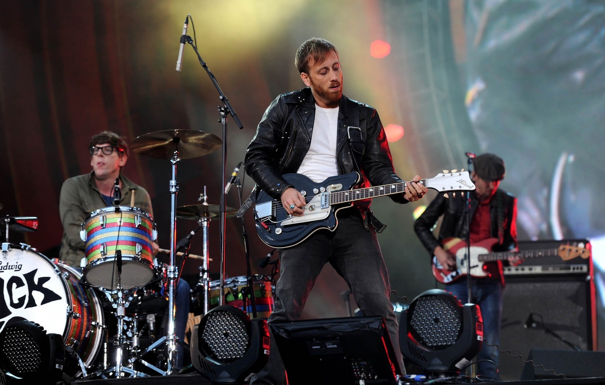 Global Citizen Festival 2012, The Black Keys (Band) Wallpaper, 2000x1280 HD Desktop