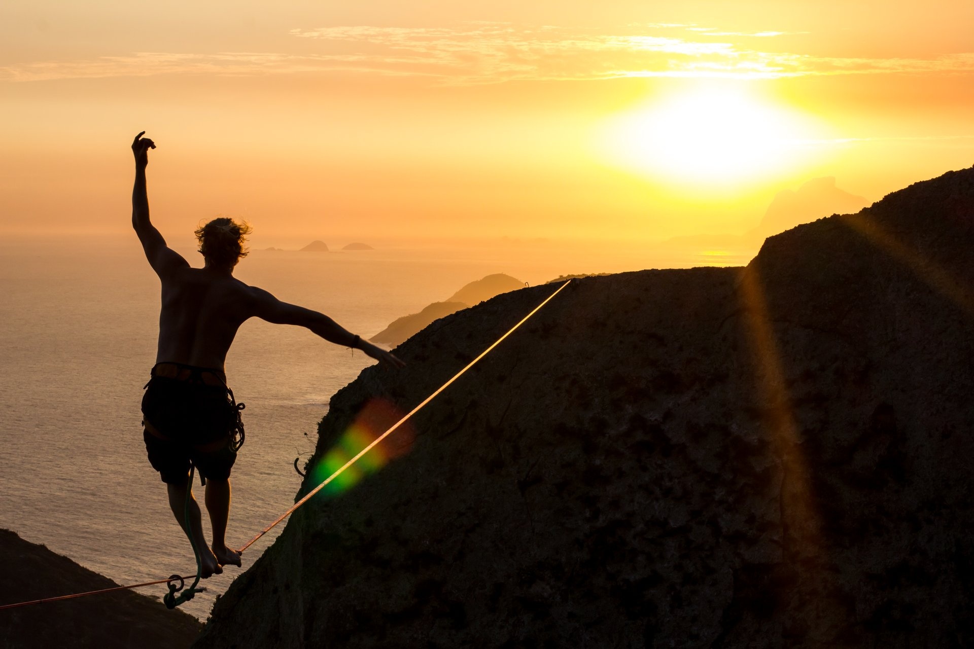 Niklas Winter, Adrenaline junkie, Gourmet adventure, Slackline, 1920x1280 HD Desktop