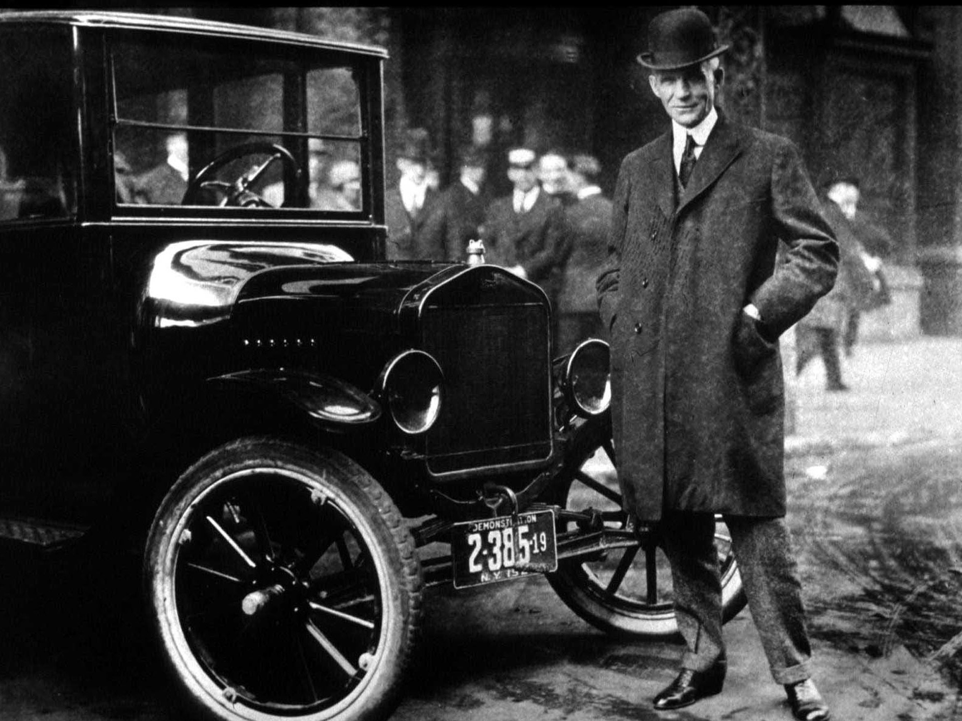 Henry Ford, Middle class, Took off, NPR, 1970x1480 HD Desktop