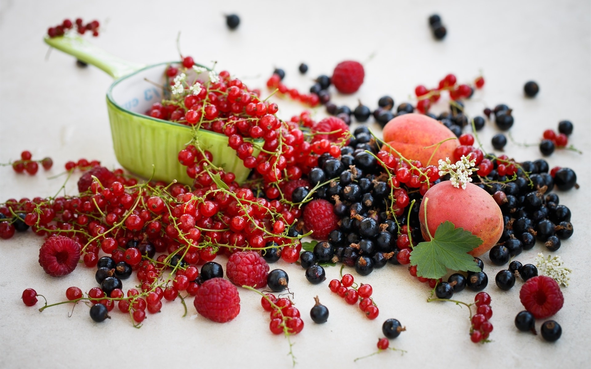 Fruit wallpaper, Tart currants, Juicy peaches, Ripe raspberries, 1920x1200 HD Desktop