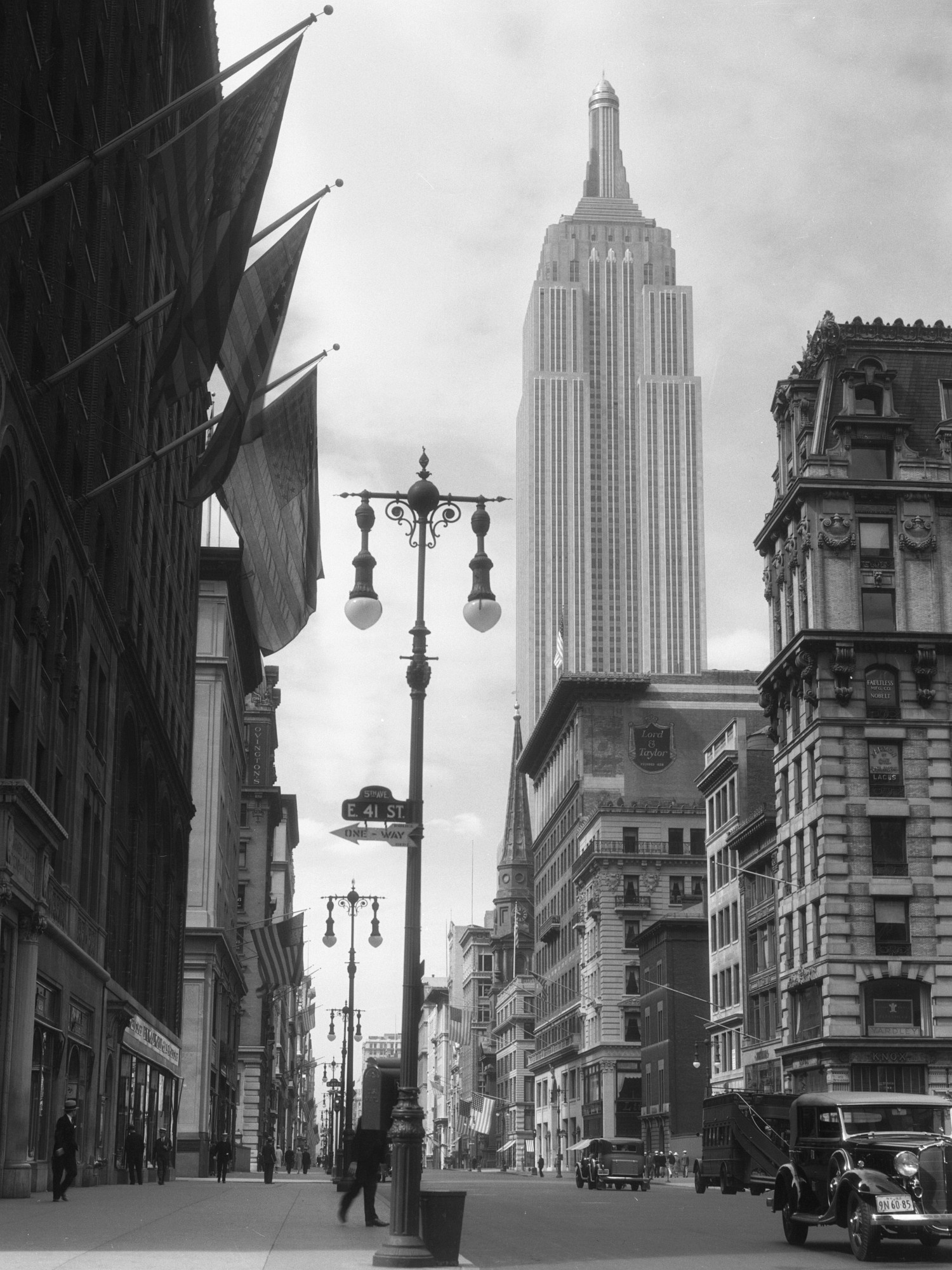 New York Black and White, Travels, NYC, Black and White, 1500x2000 HD Phone