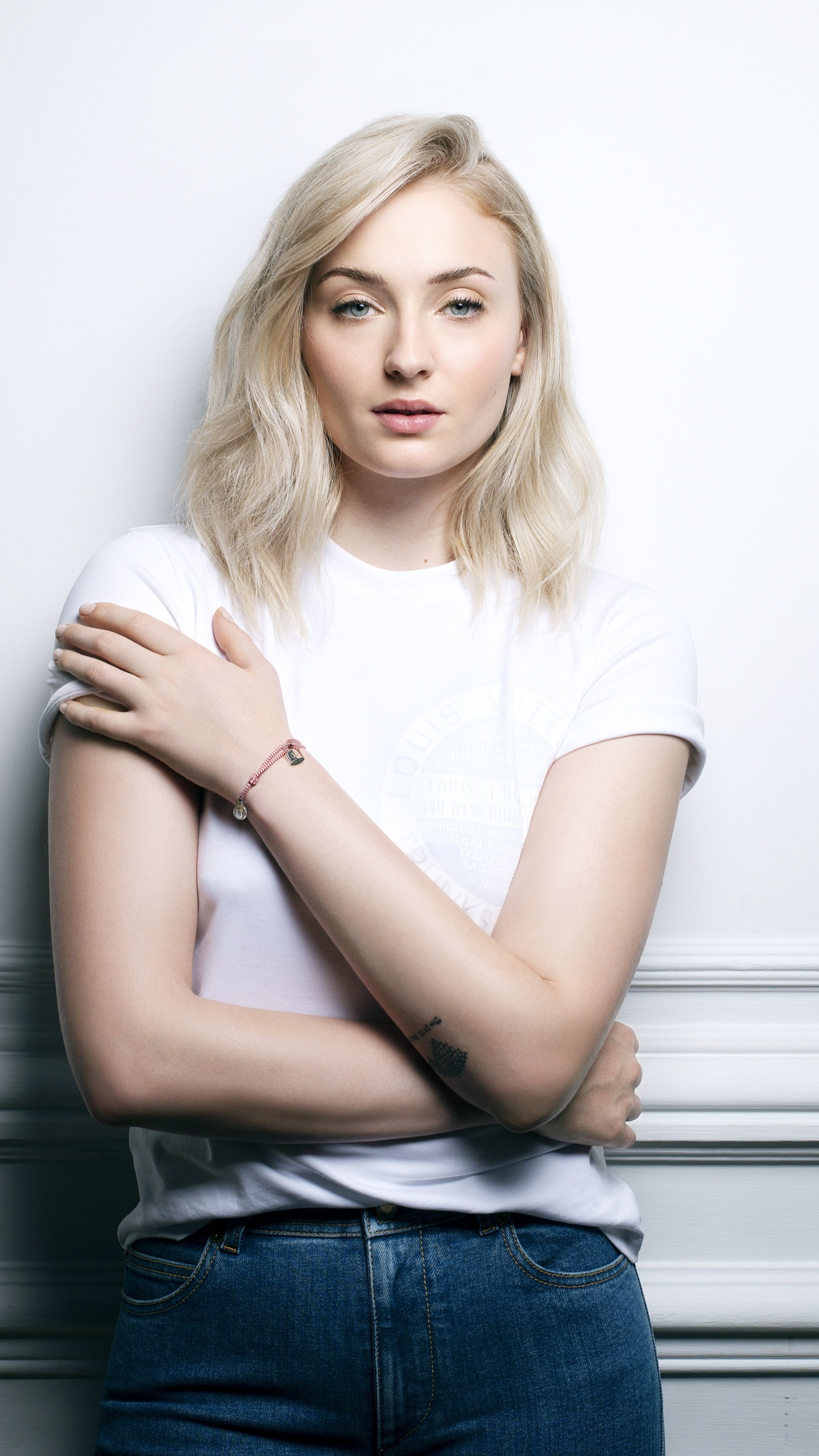 Sophie Turner, Beautiful actress, Portrait, People, 1440x2560 HD Phone