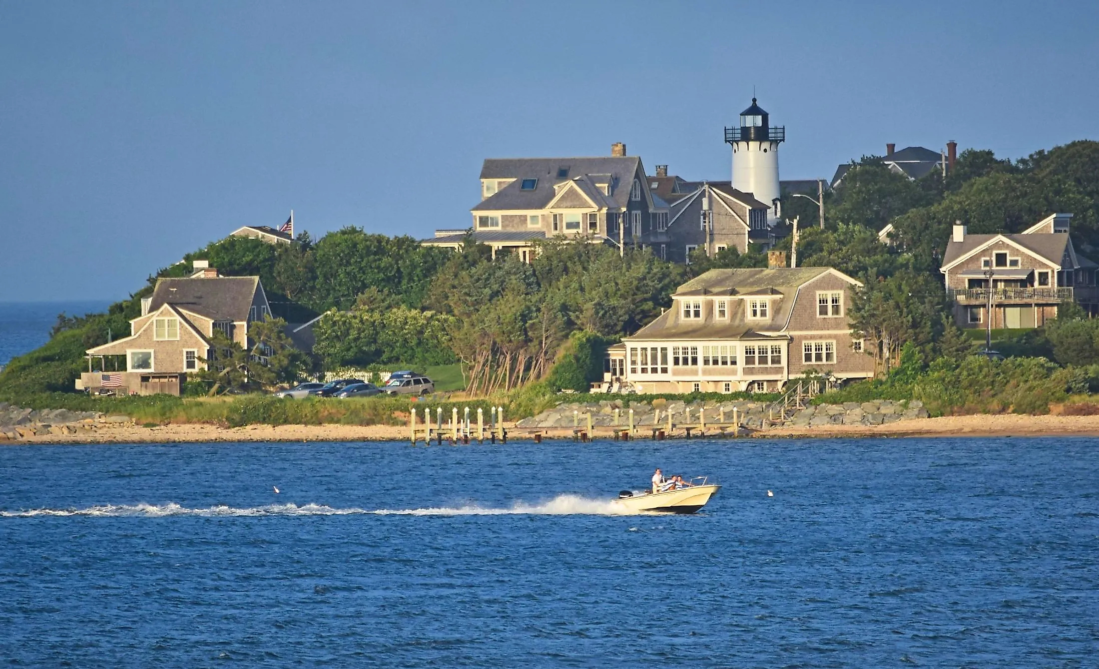 Oak Bluffs, Massachusetts, Historic town, Landmark attractions, 2200x1340 HD Desktop