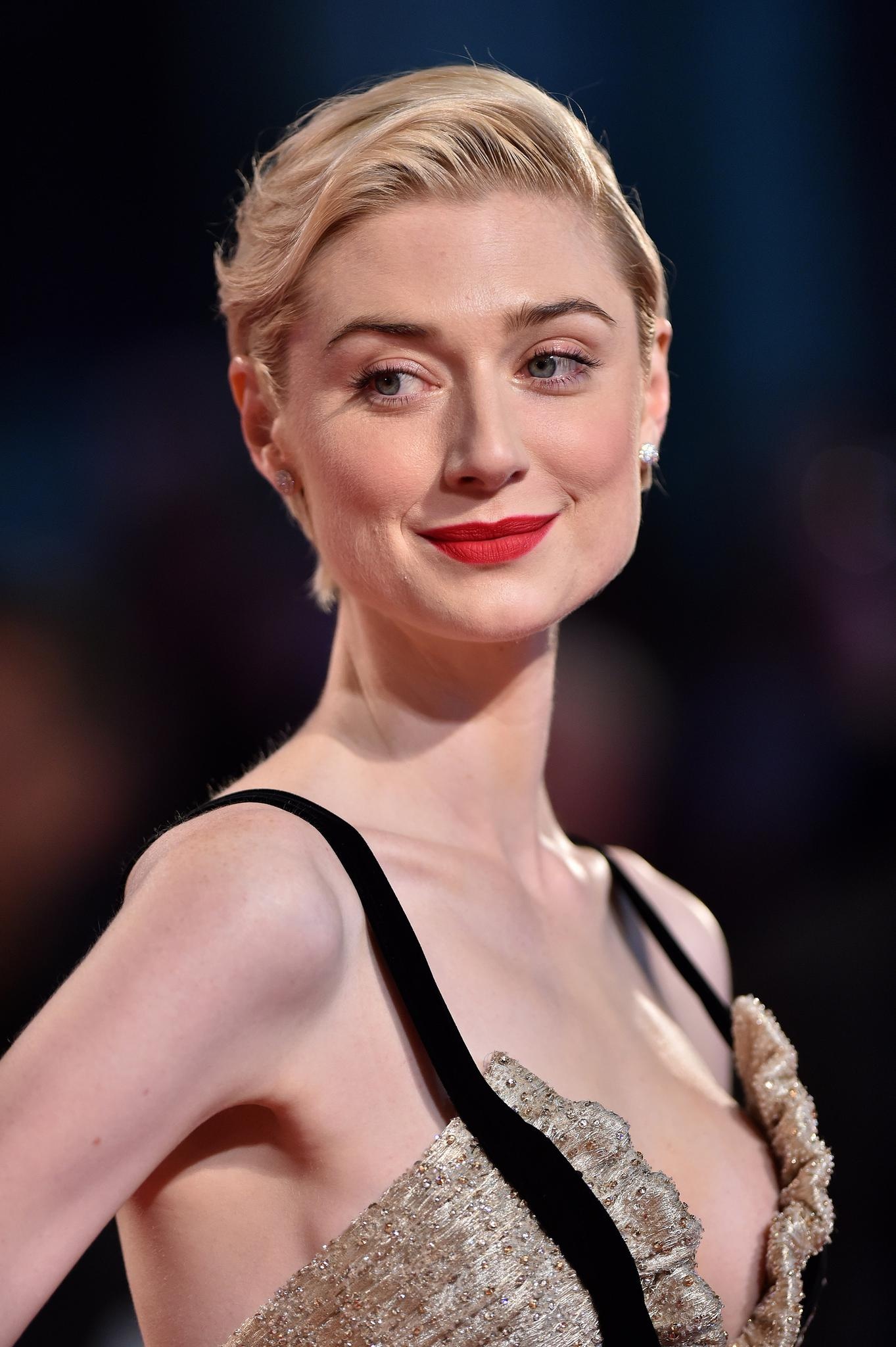 Elizabeth Debicki, Crowded cast standout, Widows movie, Online lisez, 1370x2050 HD Phone