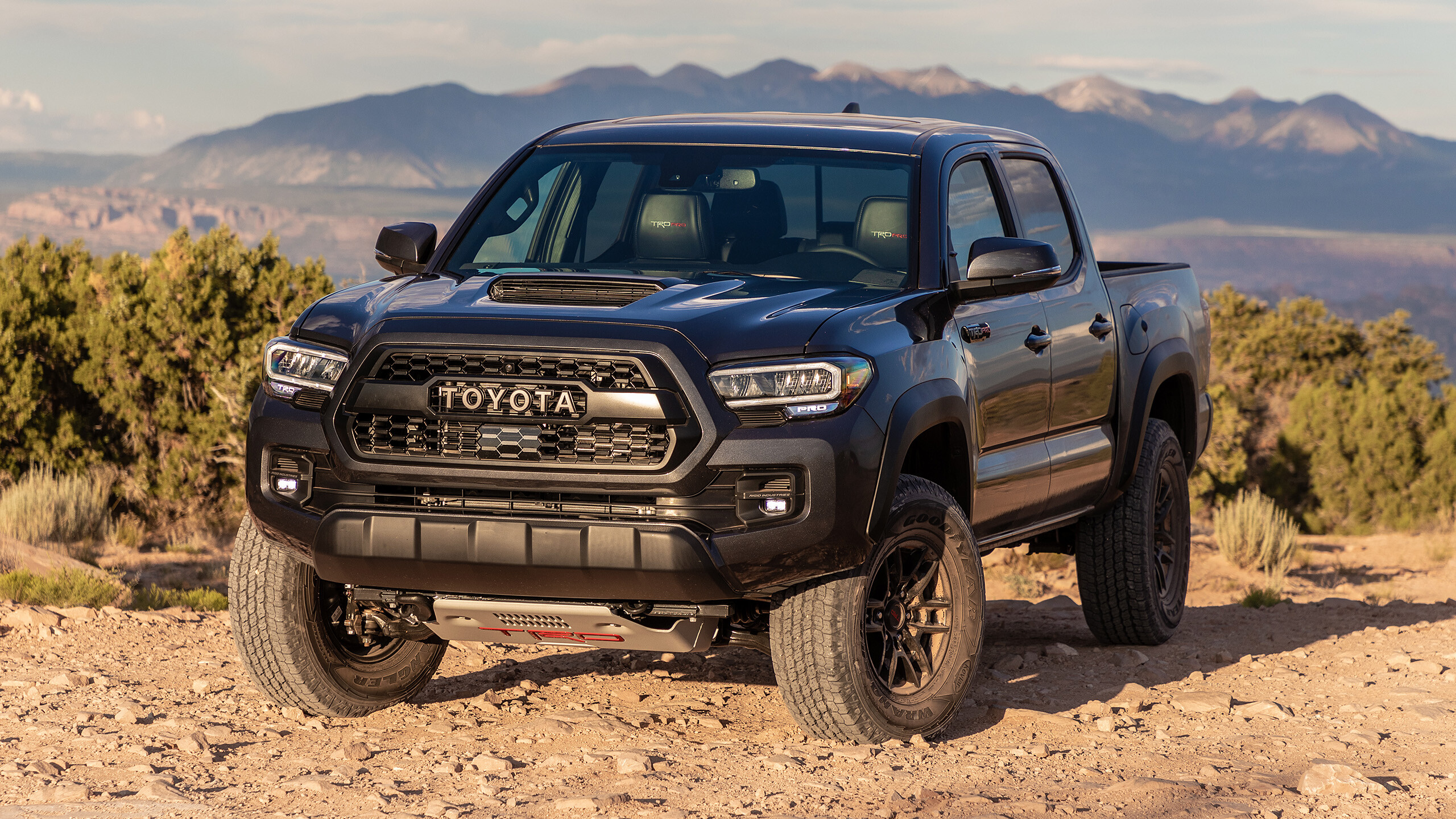 Toyota Tacoma, Adventure-ready, Off-road capability, Reliable performance, 2560x1440 HD Desktop