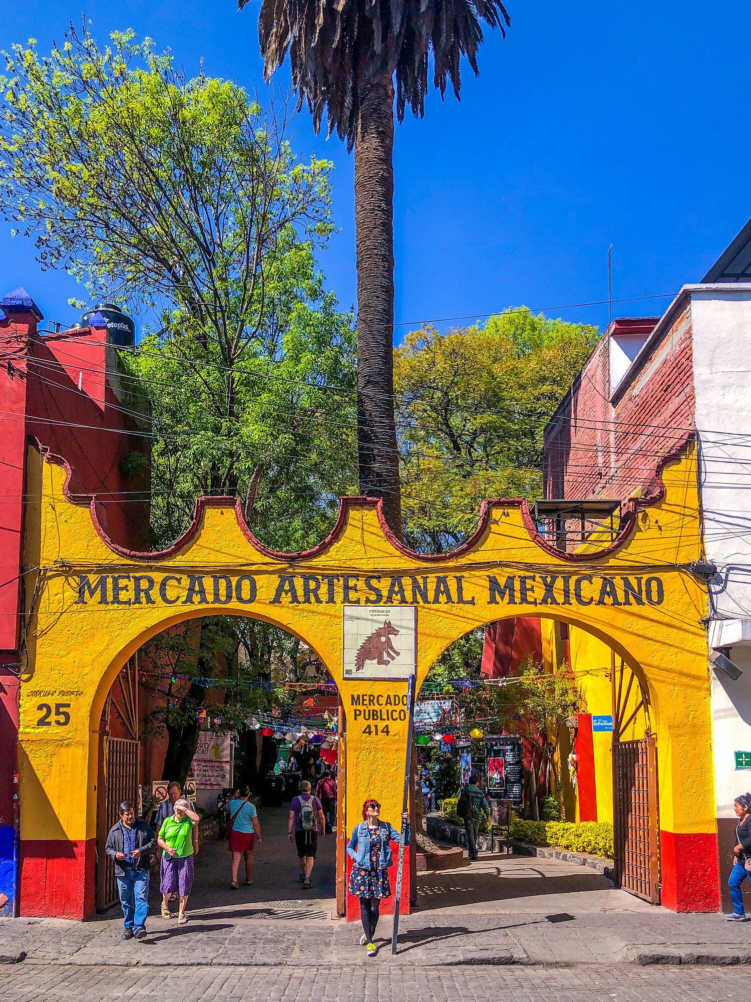 Mercado Artesanal Mexicano, Mexico City Wallpaper, 1500x2000 HD Phone