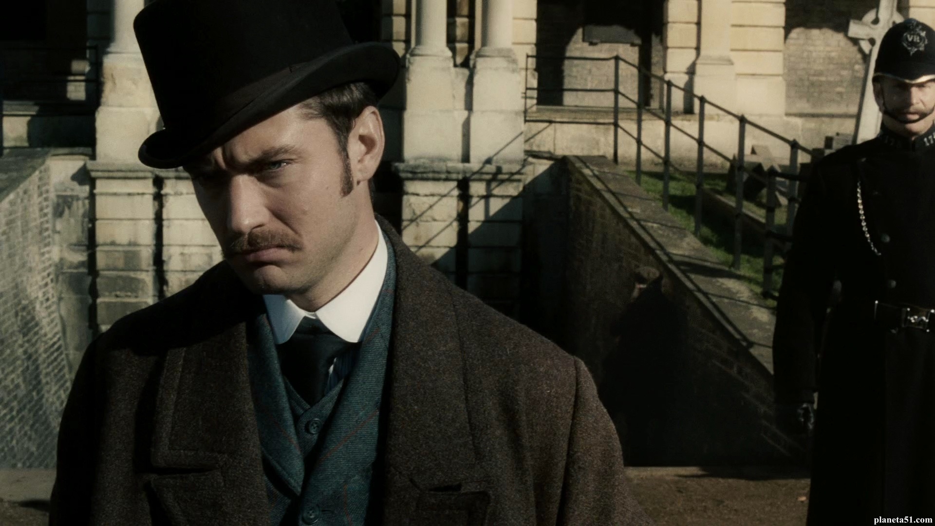 Download full HD wallpaper, Jude Law as Dr. Watson, Sherlock Holmes, Hollywood film, 1920x1080 Full HD Desktop