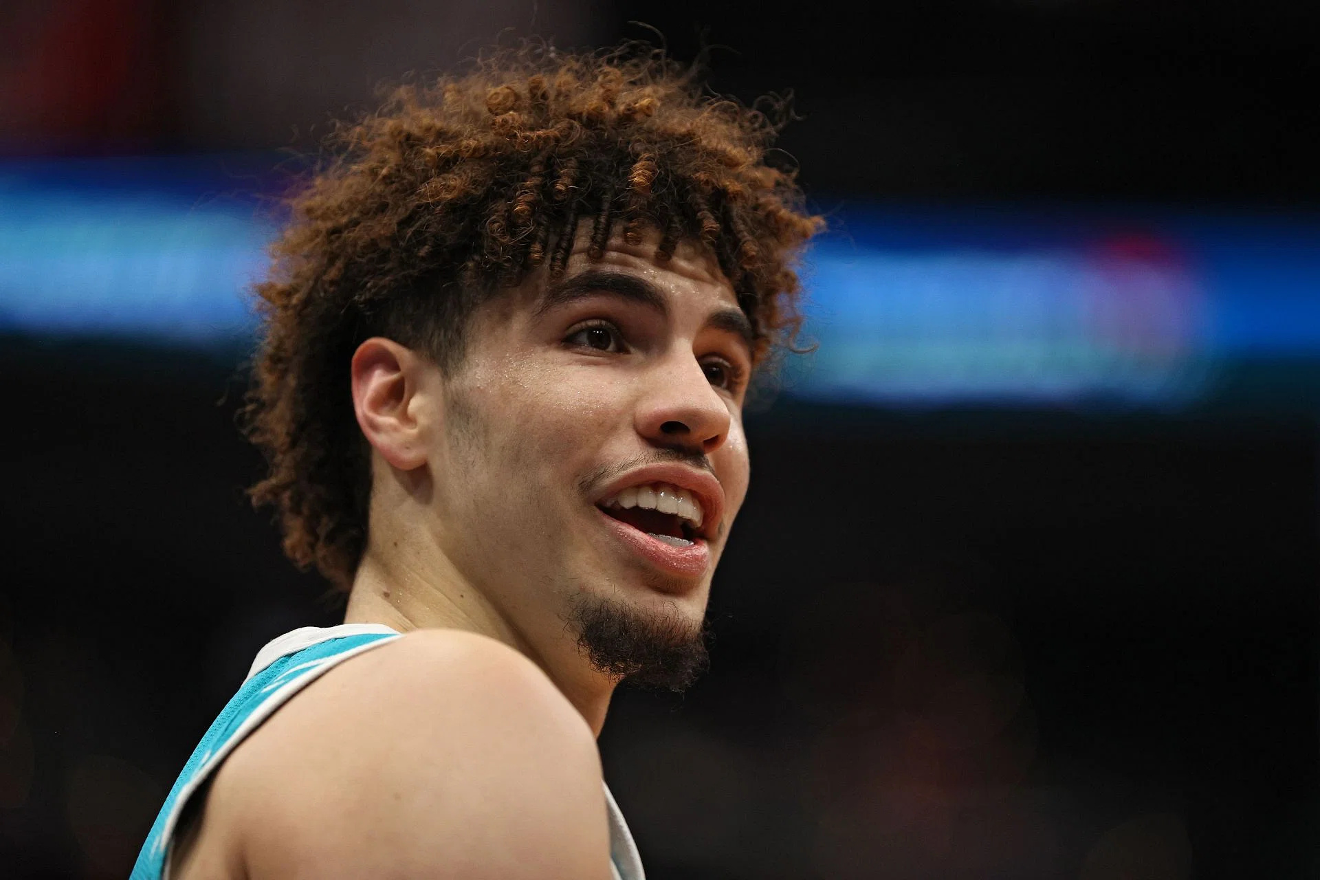 LaMelo Ball, Greeting moment, Funny encounter, Memorable meeting, 1920x1280 HD Desktop
