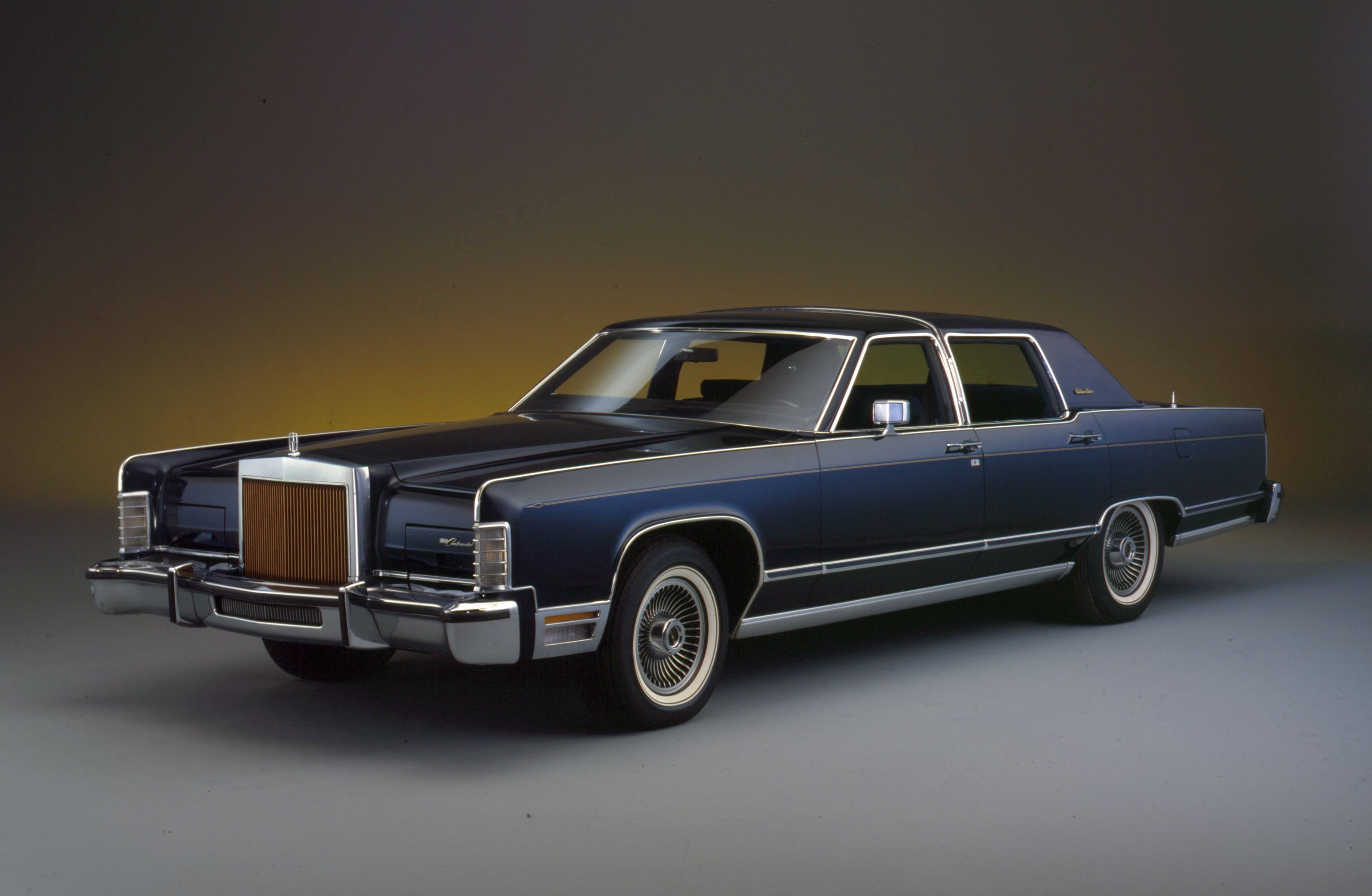 Lincoln Continentals 1977, Lincoln Cars Wallpaper, 3120x2040 HD Desktop