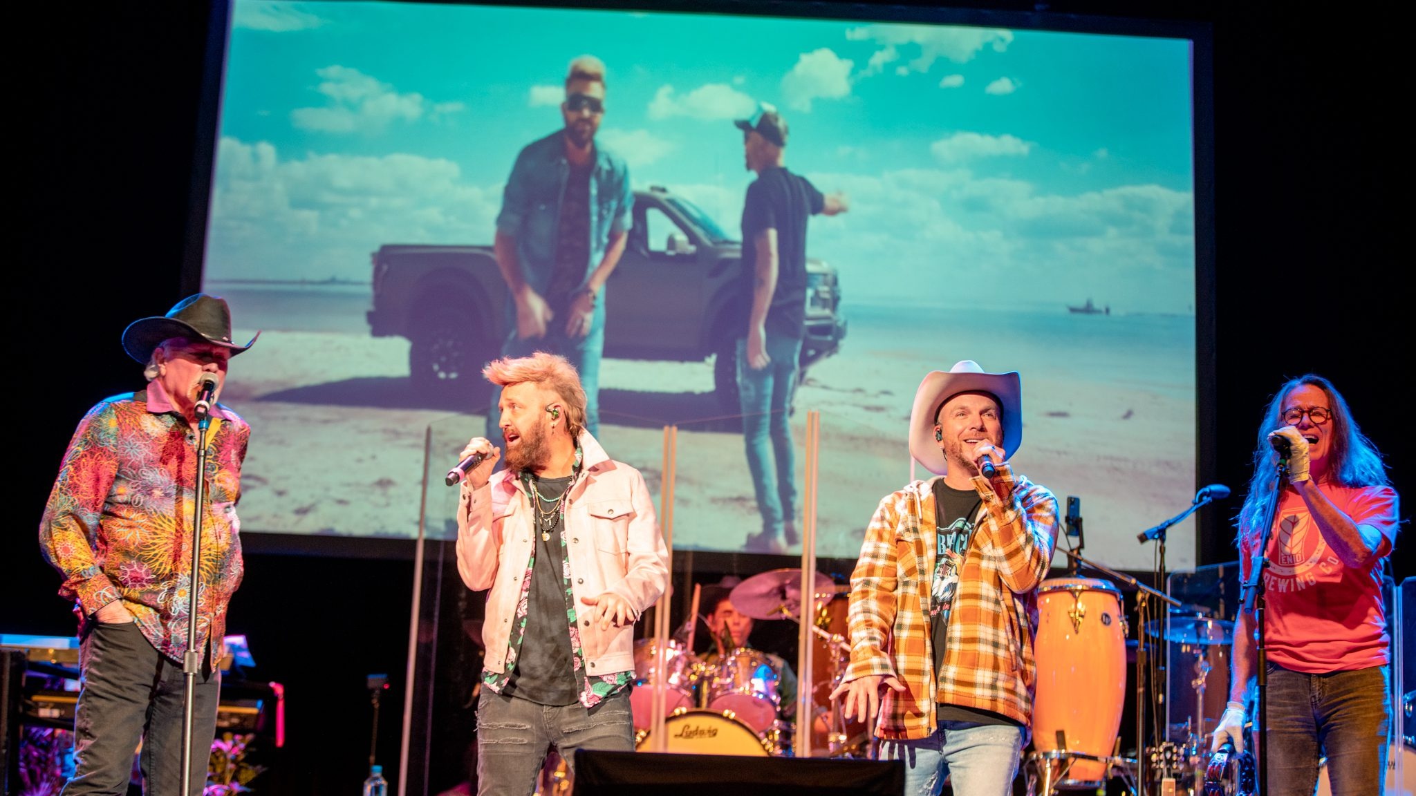 Locash collaboration, Beach Boys, Mike Love, Bruce Johnston, 2050x1160 HD Desktop