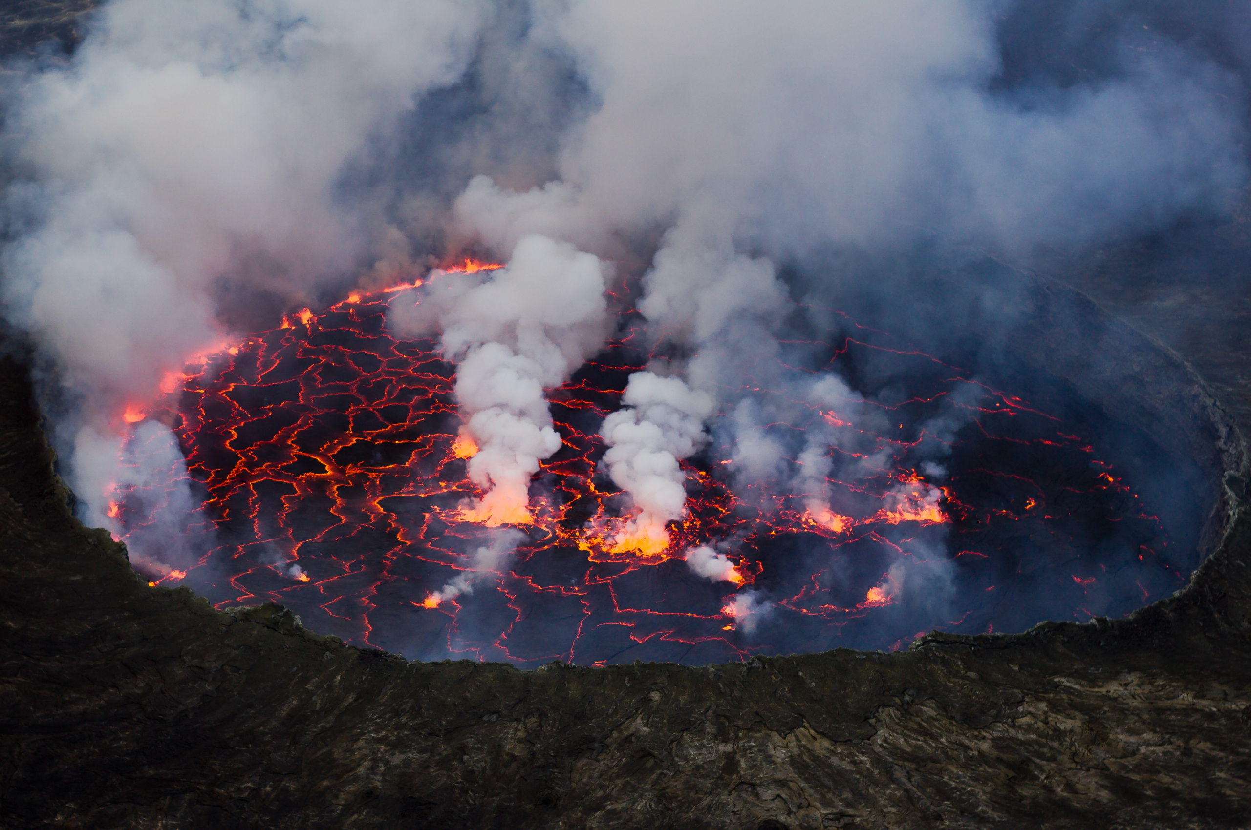 Nyiragongo Volcano, Mount Nyiragongo, Mount Everest, Wallpaper, 2560x1700 HD Desktop