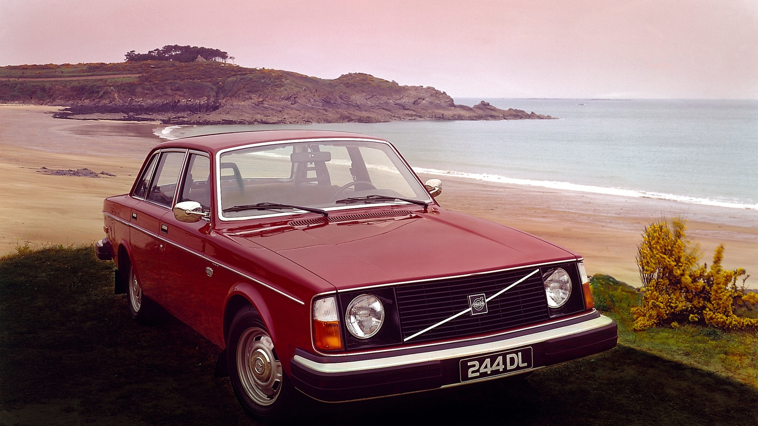 142 GL 1975, Volvo Wallpaper, 2560x1440 HD Desktop