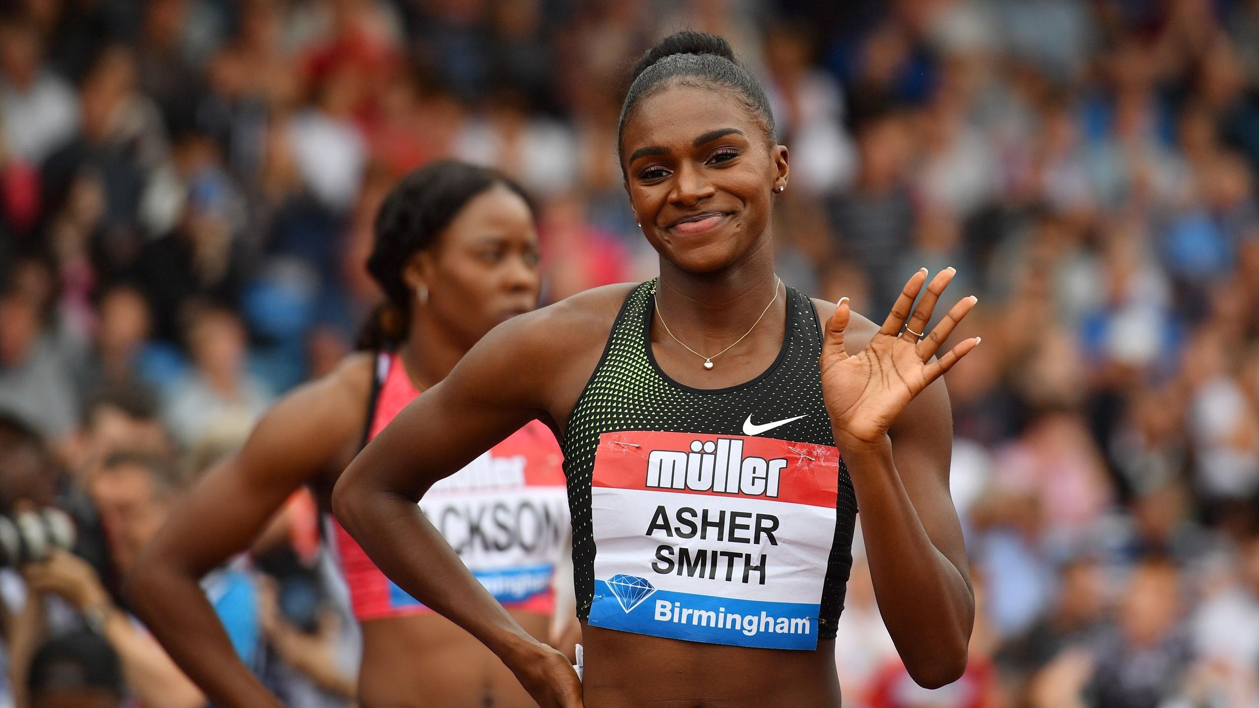 Dina Asher-Smith, Grounded athlete, Euro treble, 2560x1440 HD Desktop