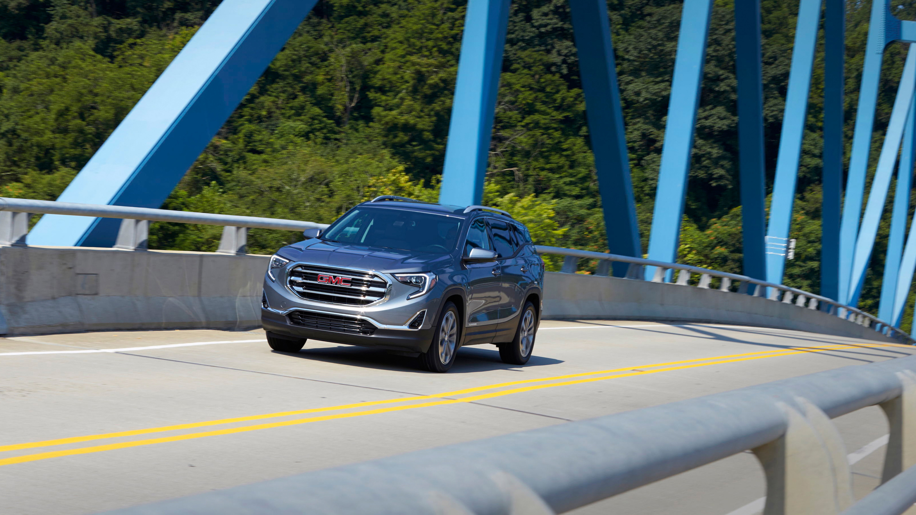 GMC Terrain, SLT trim, Premium features, Stylish SUV, 3840x2160 4K Desktop