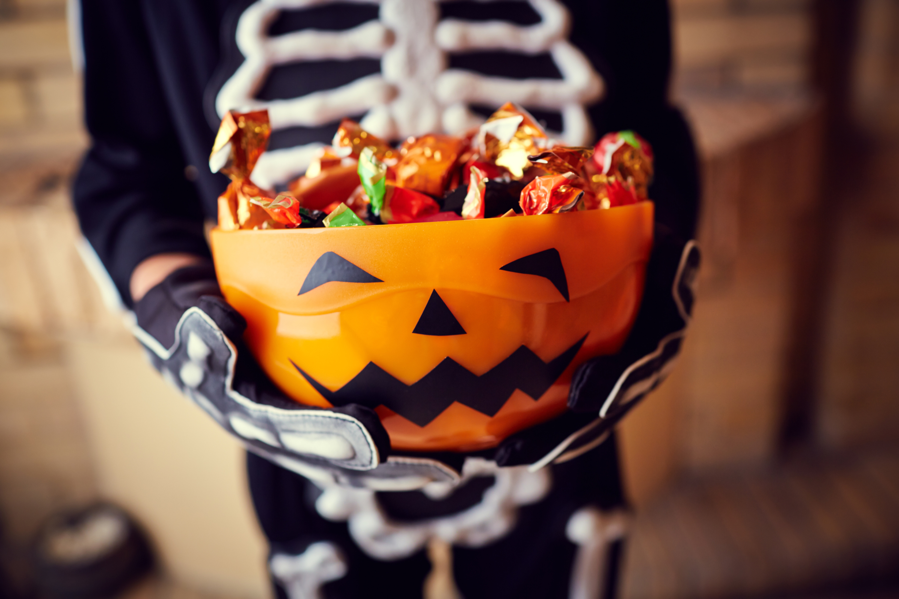 Halloween Candy, Candy shortage, Martha Stewart, Hershey, 3000x2000 HD Desktop