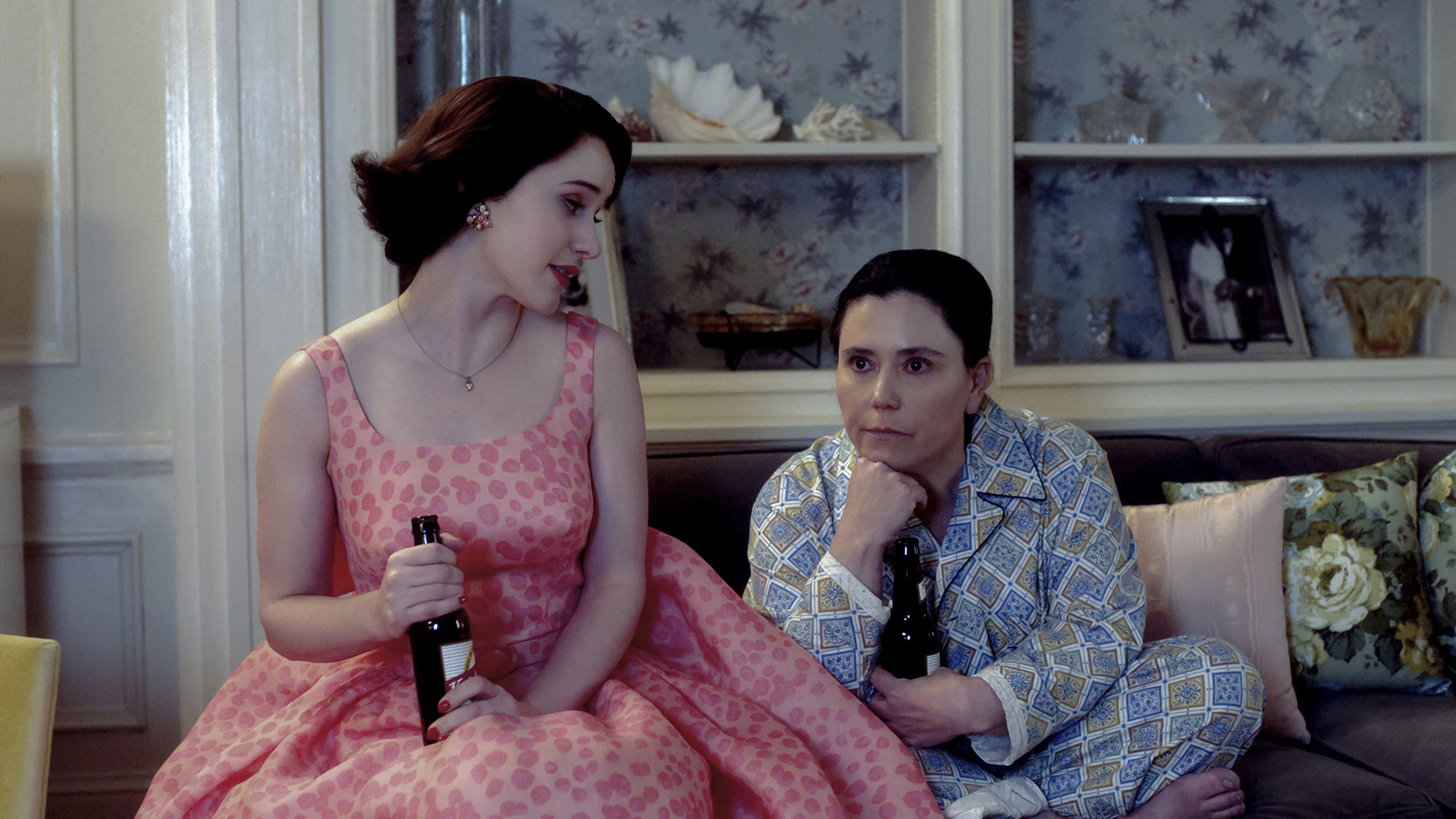 Rachel Brosnahan, Alex Borstein Wallpaper, 2000x1130 HD Desktop