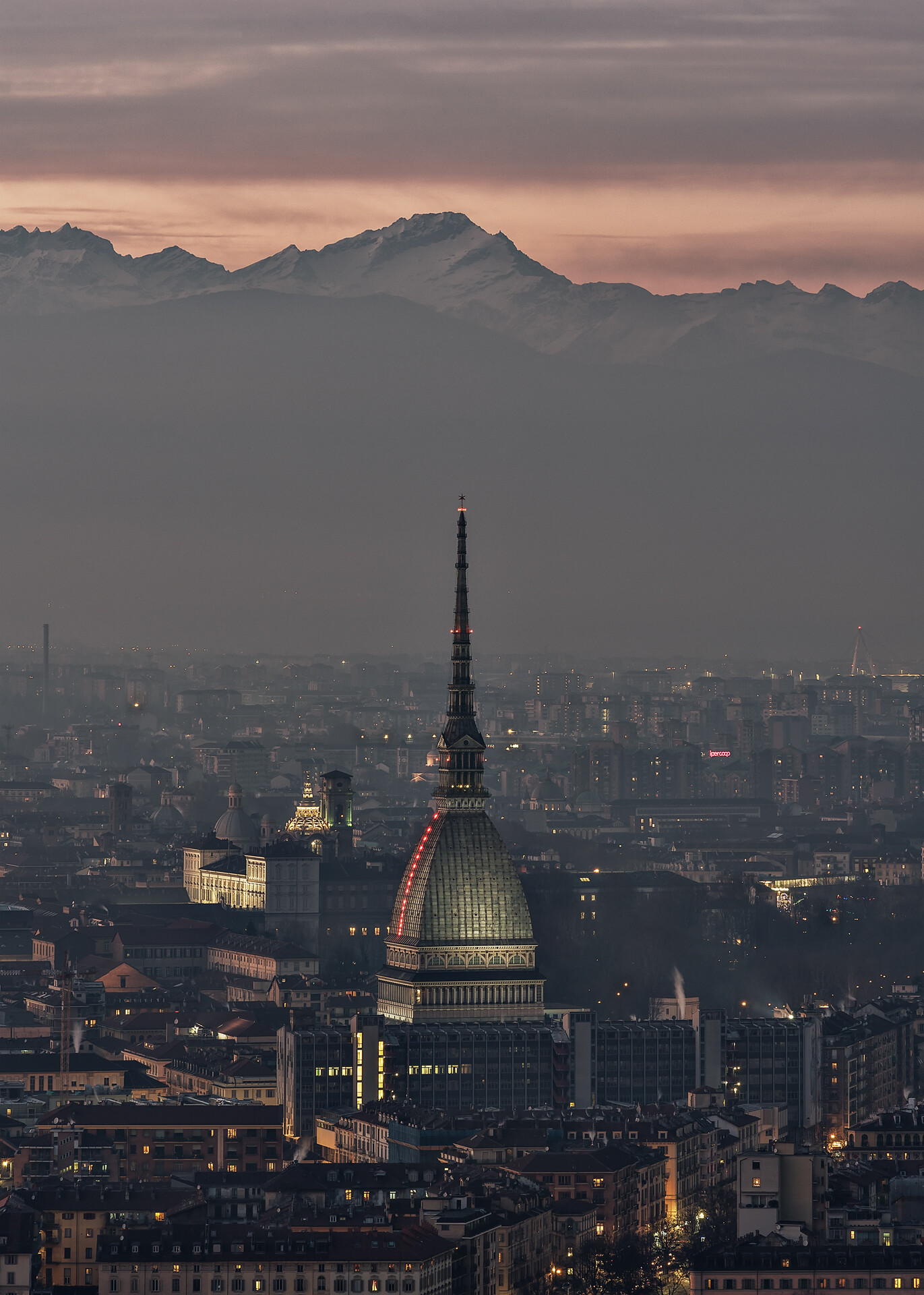Turin, Sara Trucano, 1380x1920 HD Phone