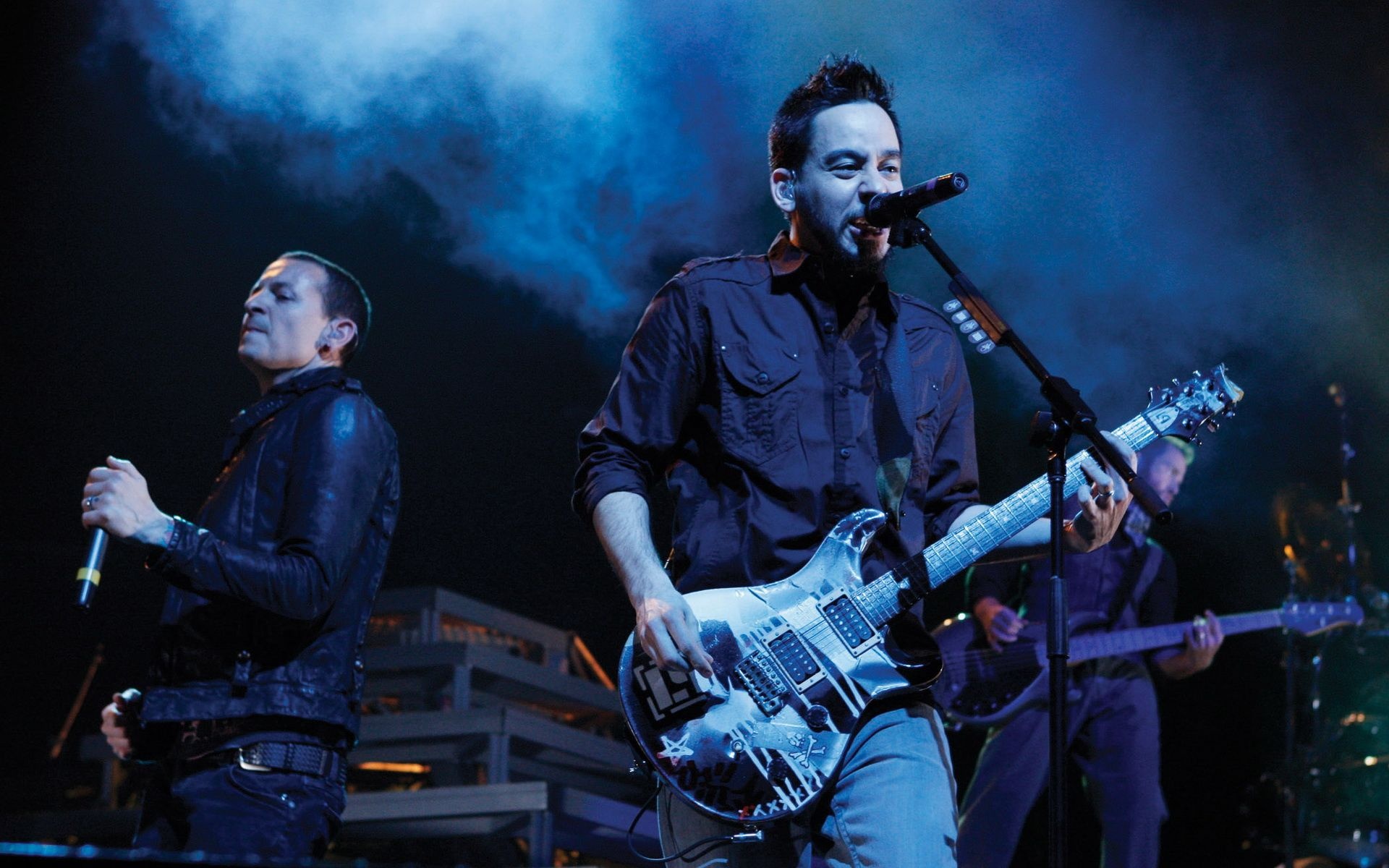 Mike Shinoda, Michelle Anderson's wallpaper, Stunning design, 1920x1200 HD Desktop