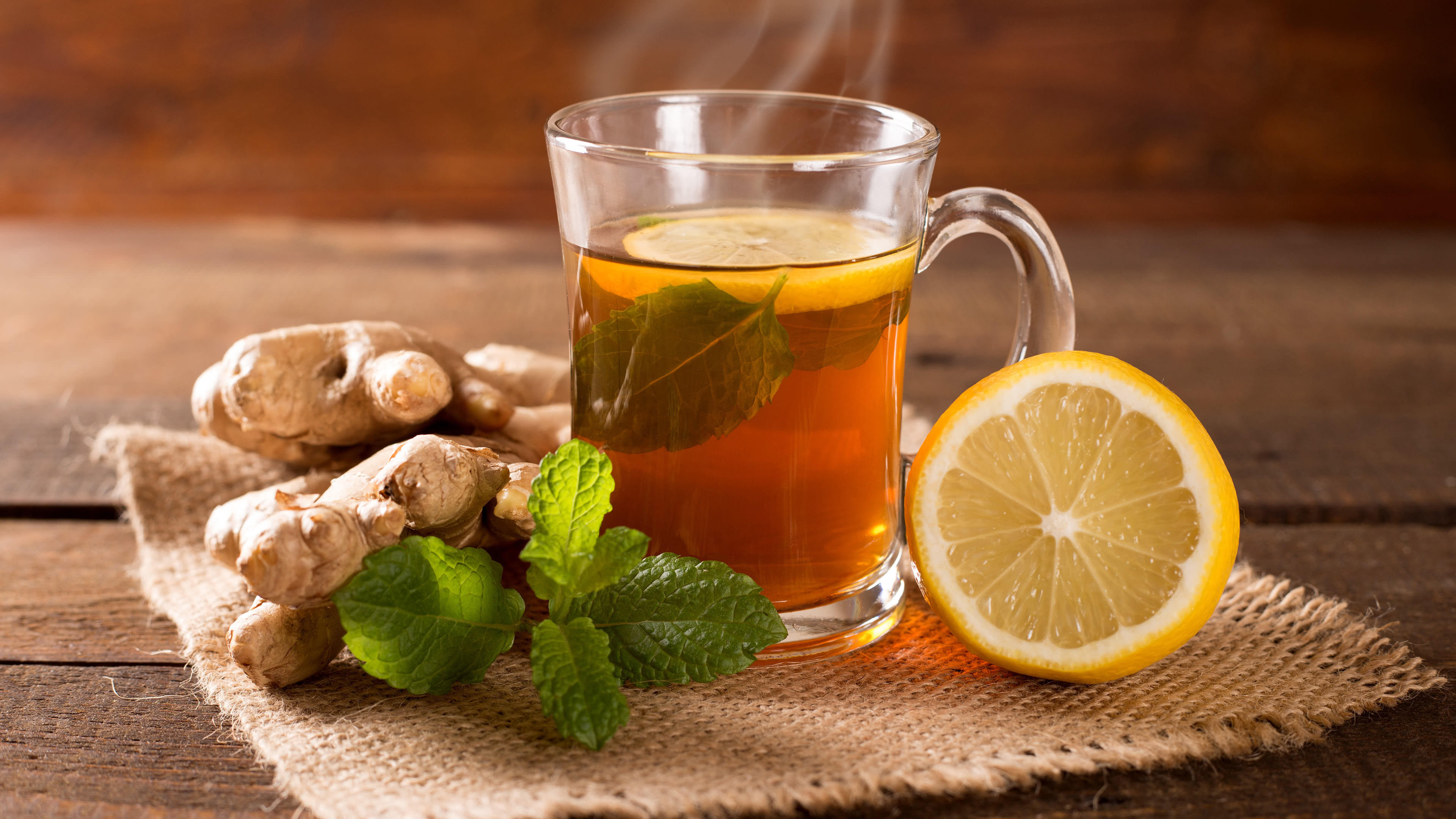 Lemon mint tea, Vibrant wallpaper, Uplifting flavor, Zesty goodness, 3840x2160 4K Desktop