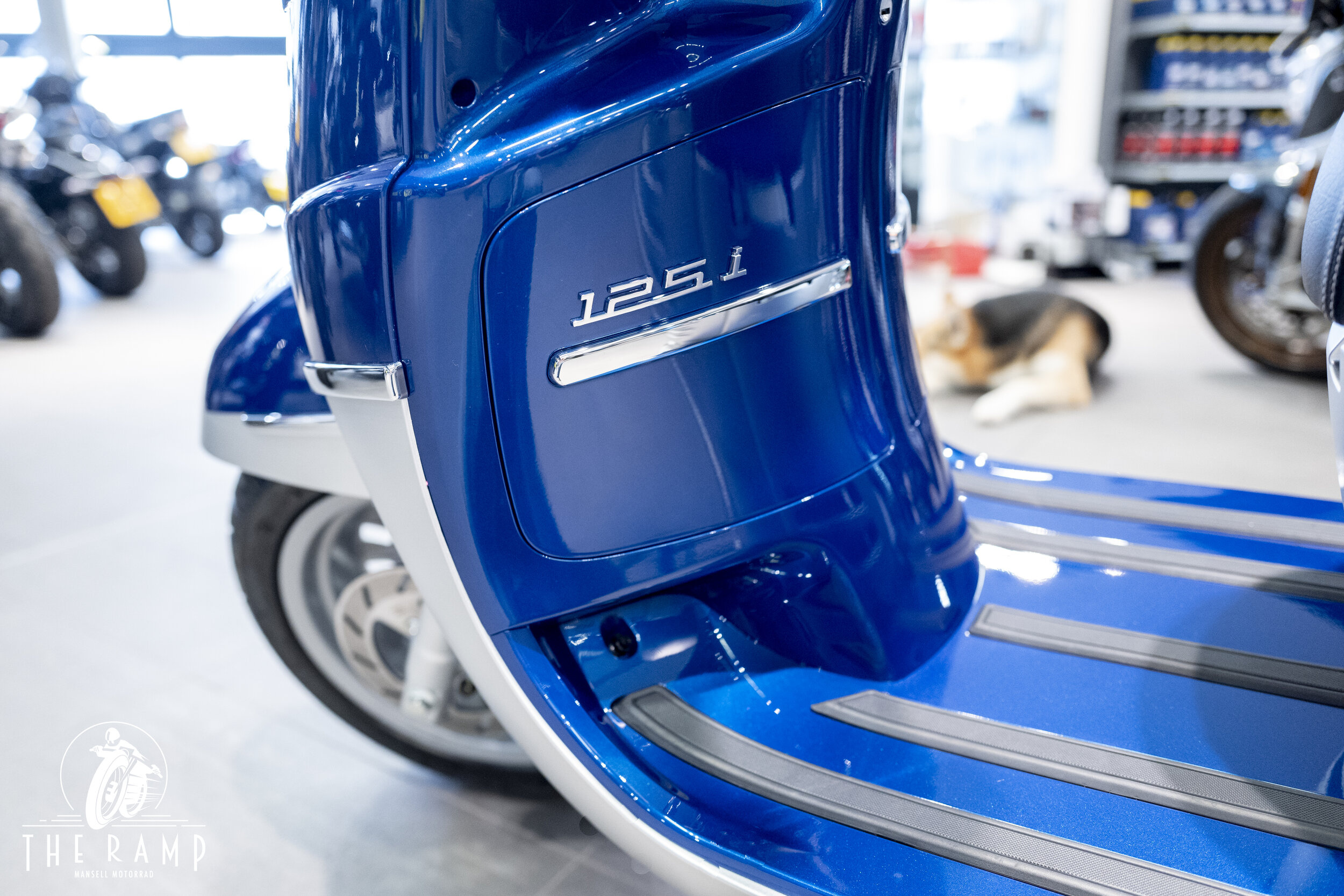 Peugeot Django 125, Auto elegance, Mansell Collection, Blue beauty, 2500x1670 HD Desktop