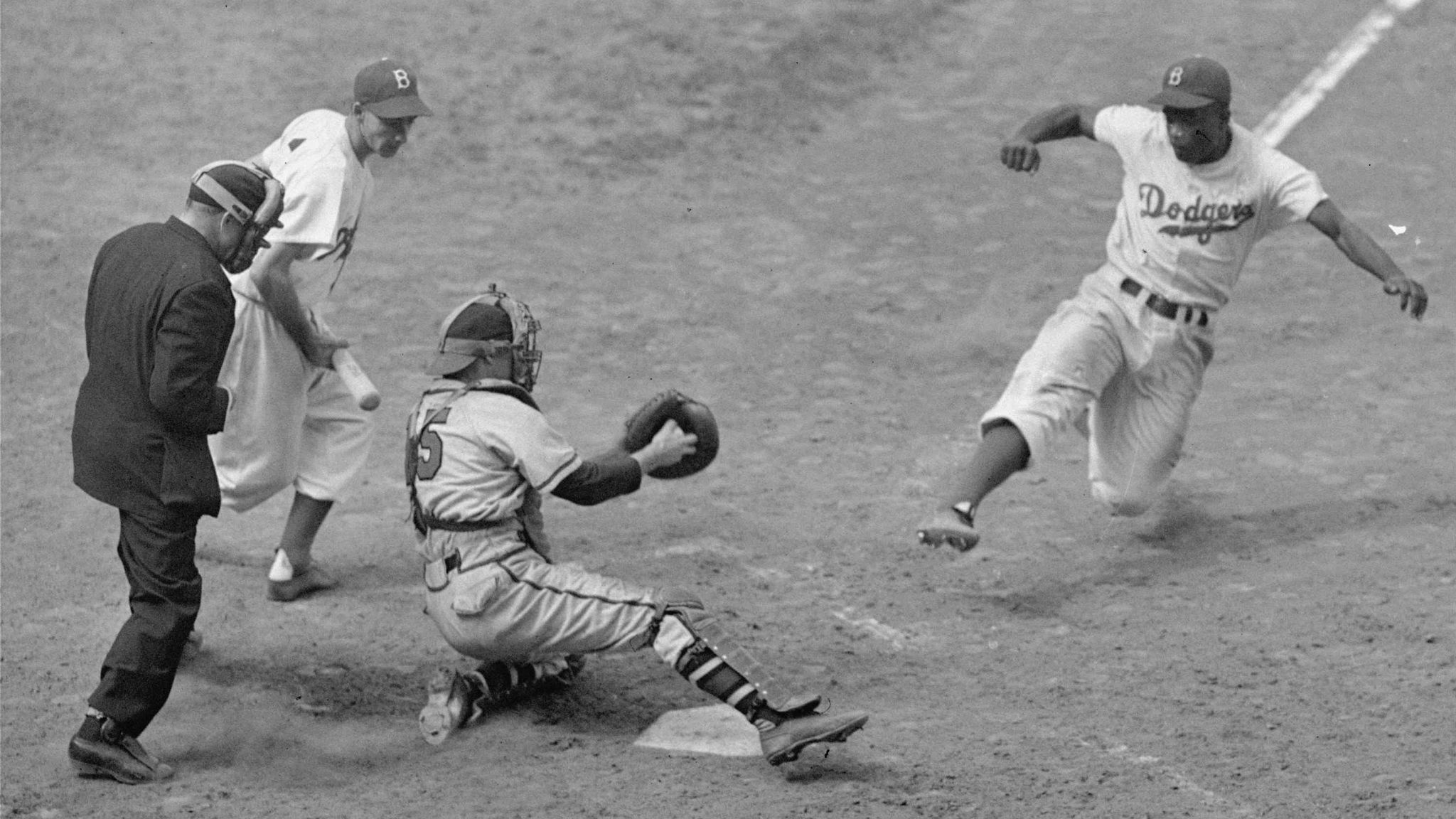 Brooklyn Dodgers, Jackie Robinson statue, Historic unveiling, Baltimore Sun news, 2050x1160 HD Desktop