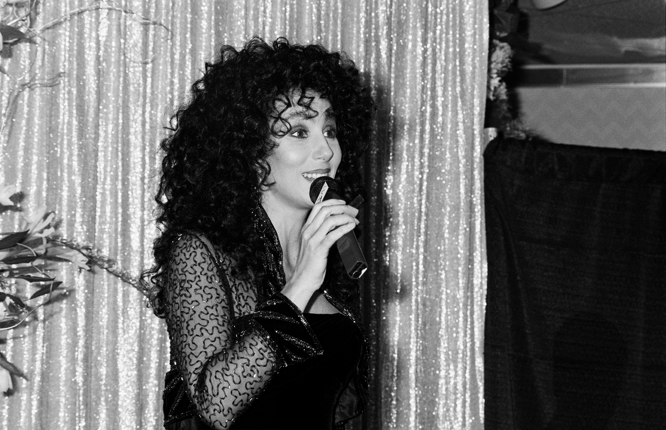 Cher, Family reunion, Emotional meeting, Heartfelt moment, 2330x1500 HD Desktop
