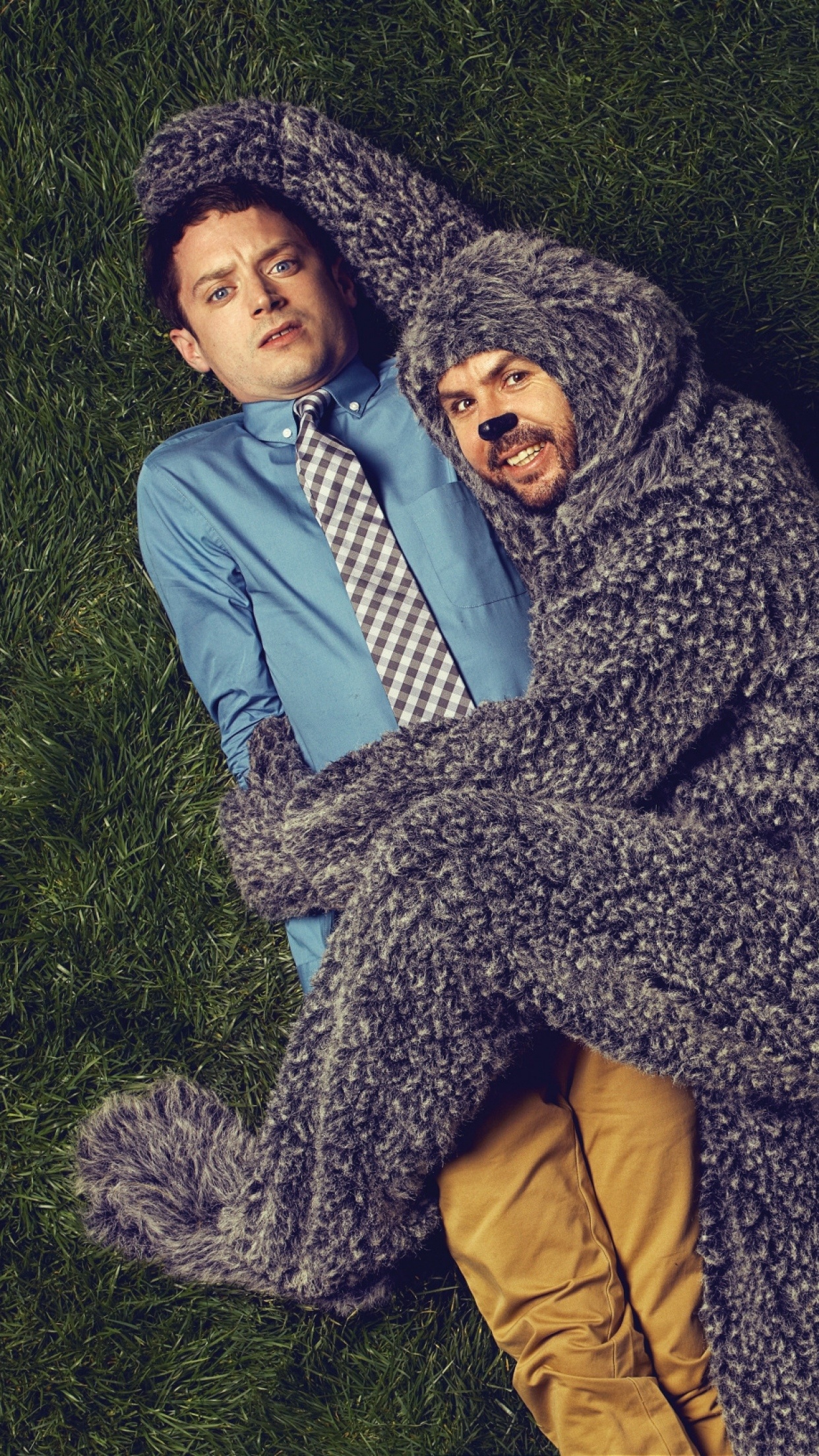 Elijah Wood, Screenbeauty, Ryan Newman, TV Series, 1250x2210 HD Phone