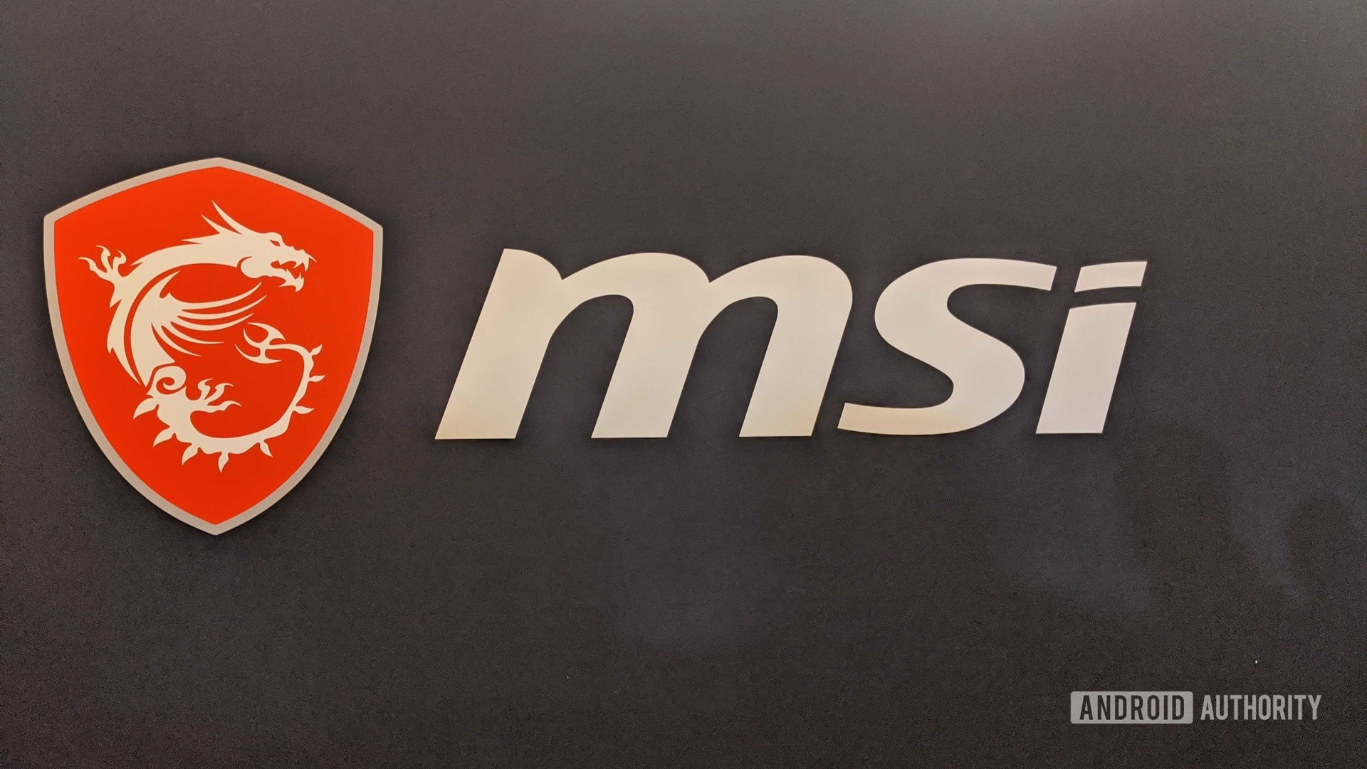 MSI dragon shield emblem, msi, matte dark gray wall, HD Desktop wallpaper