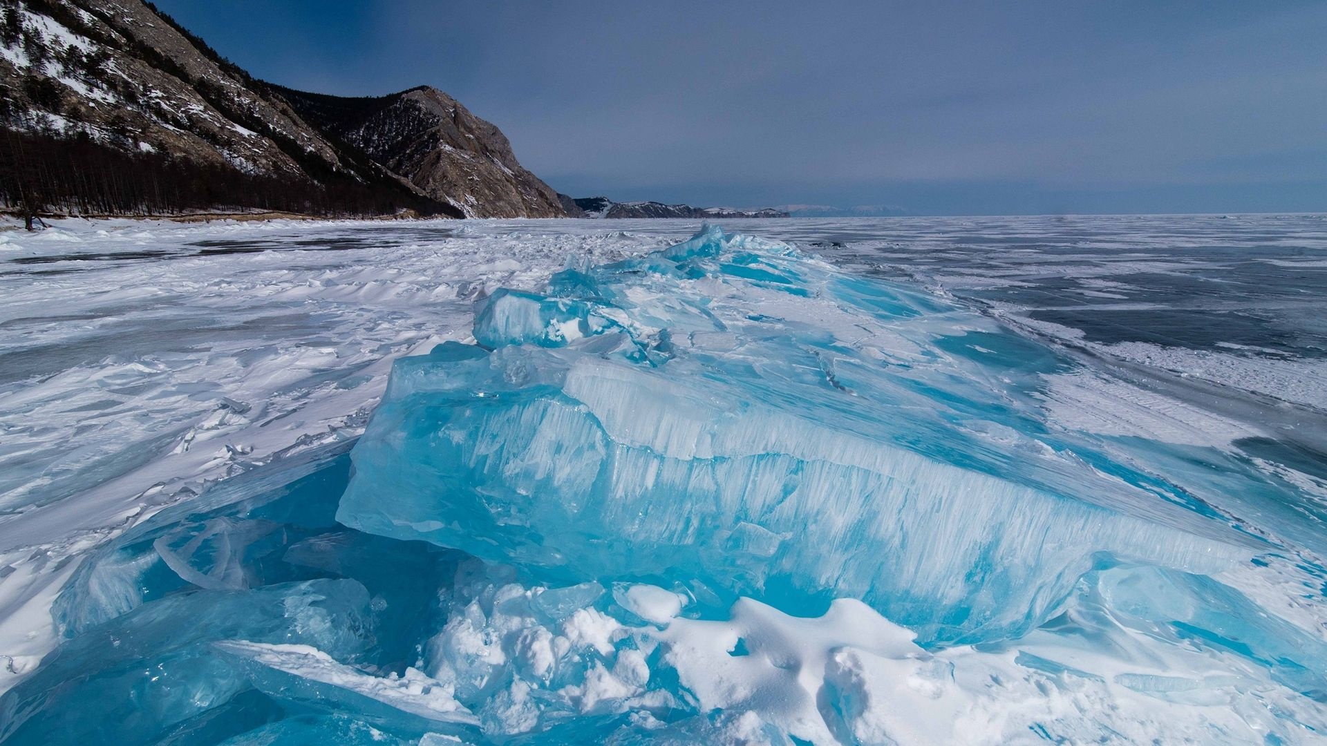 Turquoise ice, Lake Baikal, Mesmerizing beauty, Frozen wonderland, 1920x1080 Full HD Desktop