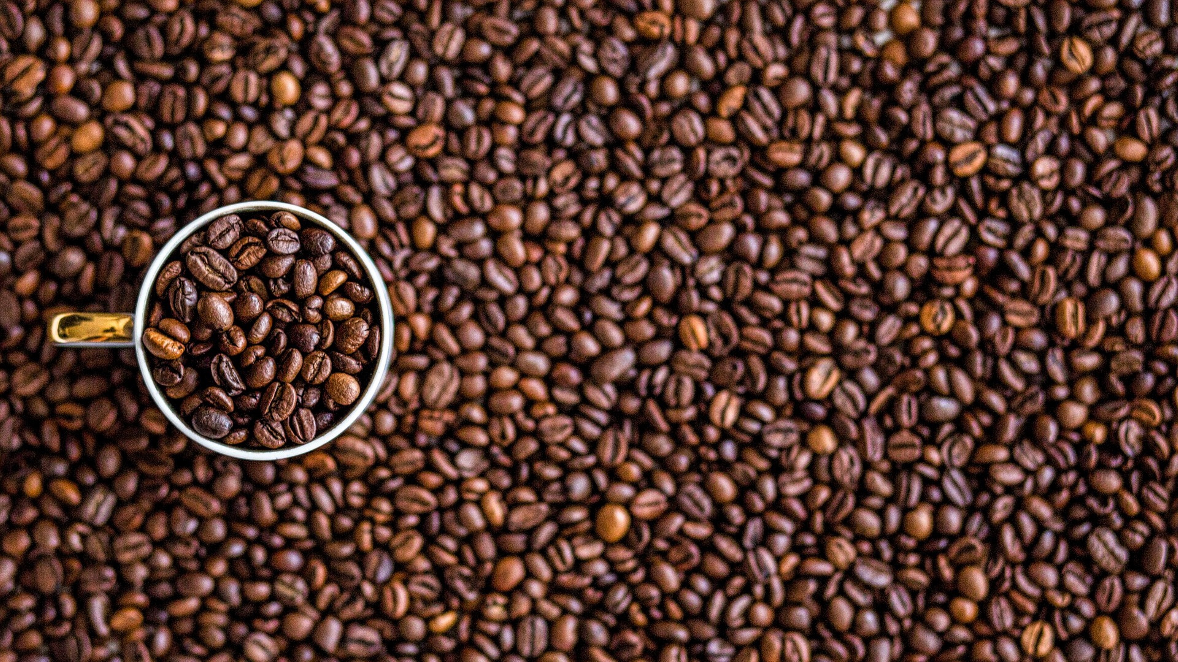 Coffee beans texture, Wallpaper HD4K, Eyecandy XFCE desktop, Coffee beans, 3840x2160 4K Desktop