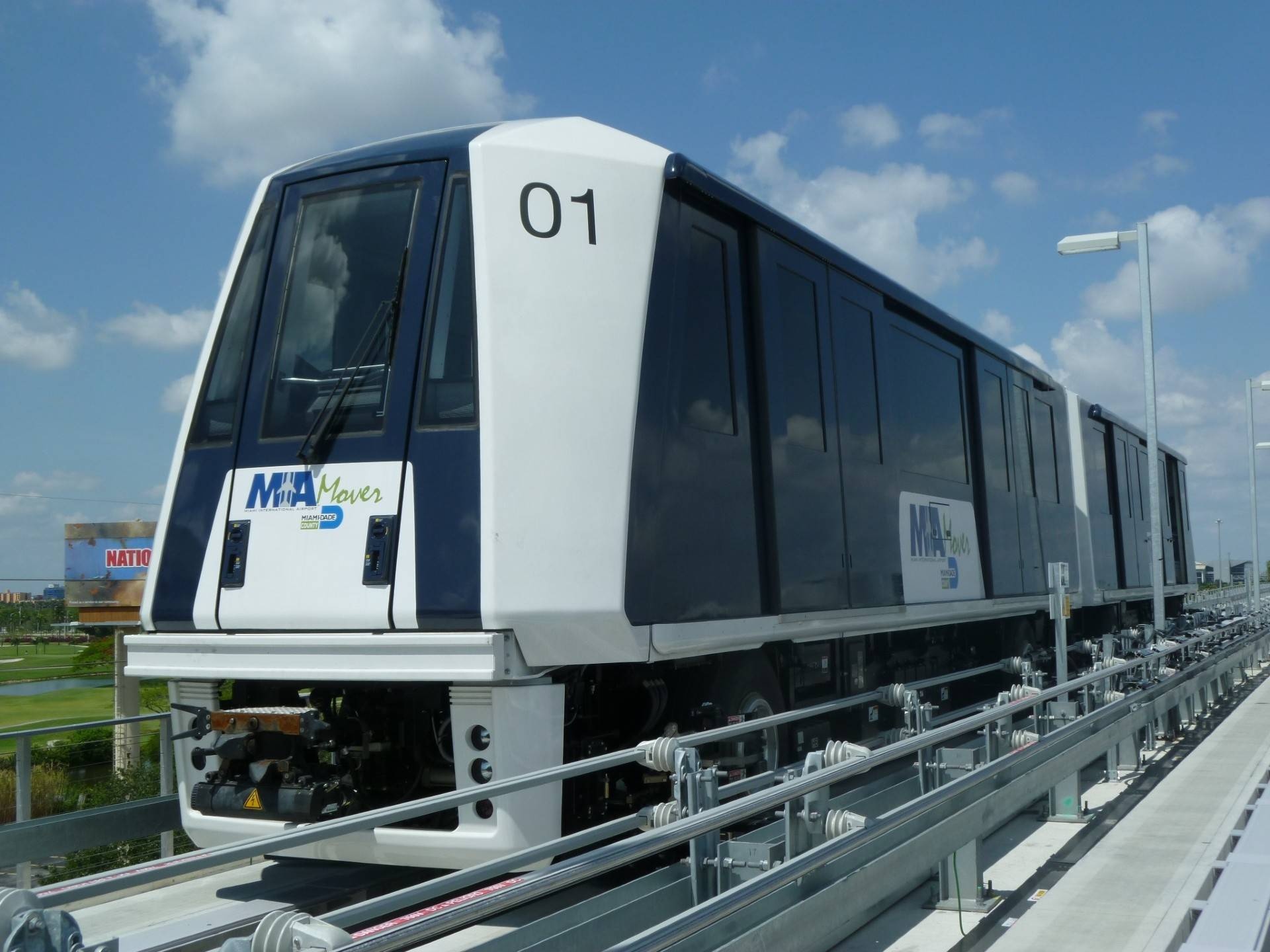 Miami International Airport, Crystal mover services, MIA mover, 1920x1440 HD Desktop