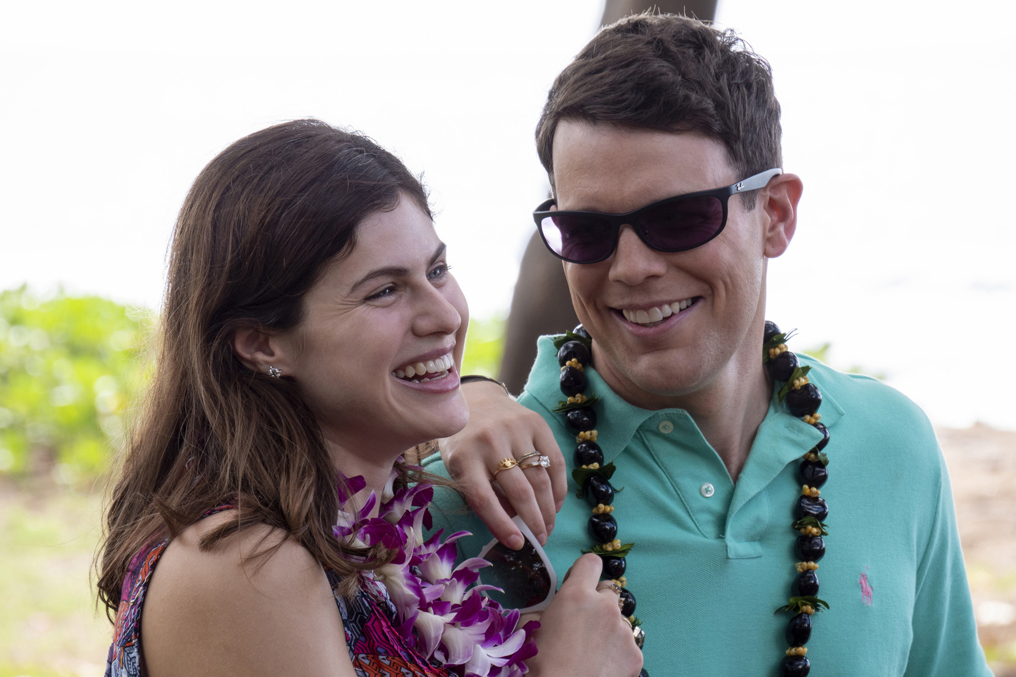 Jake Lacy, Alexandra Daddario, The White Lotus, 2000x1340 HD Desktop
